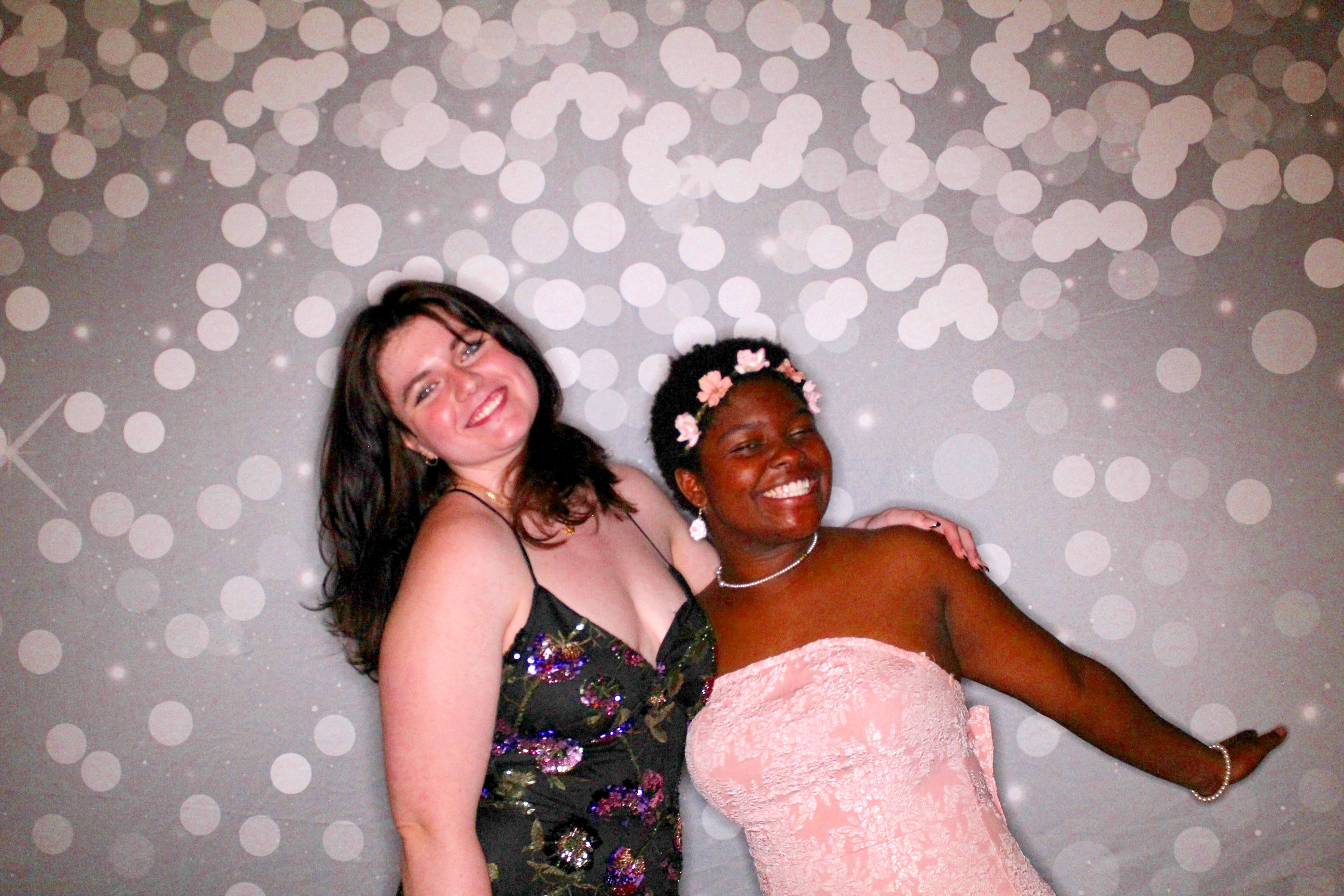 AMHEA Prom Update | View more photos from the event at gallery.photoboothcincy.com/u/PhotoBoothCincy/AMHEA-Prom-Update