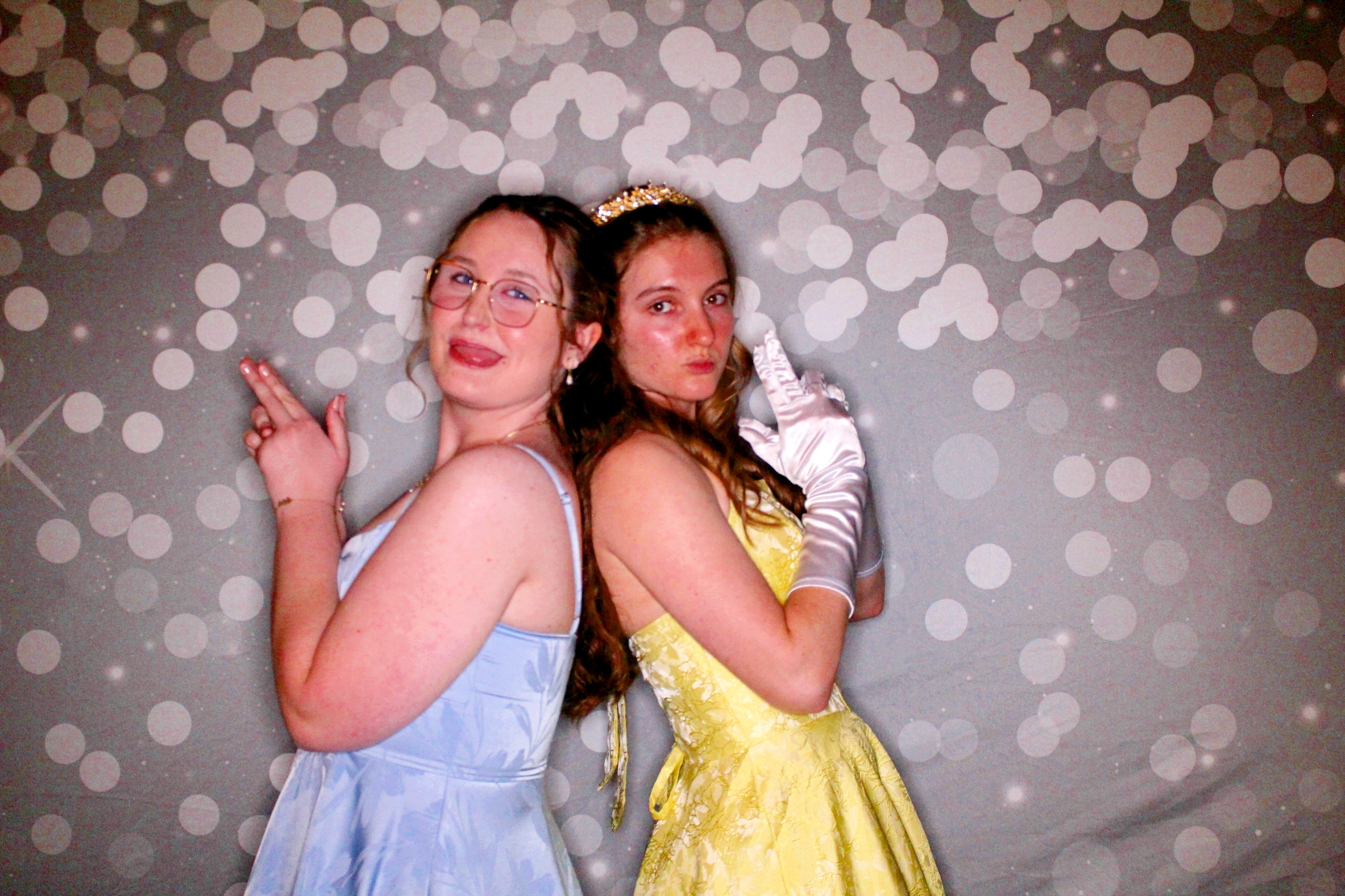 AMHEA Prom Update | View more photos from the event at gallery.photoboothcincy.com/u/PhotoBoothCincy/AMHEA-Prom-Update