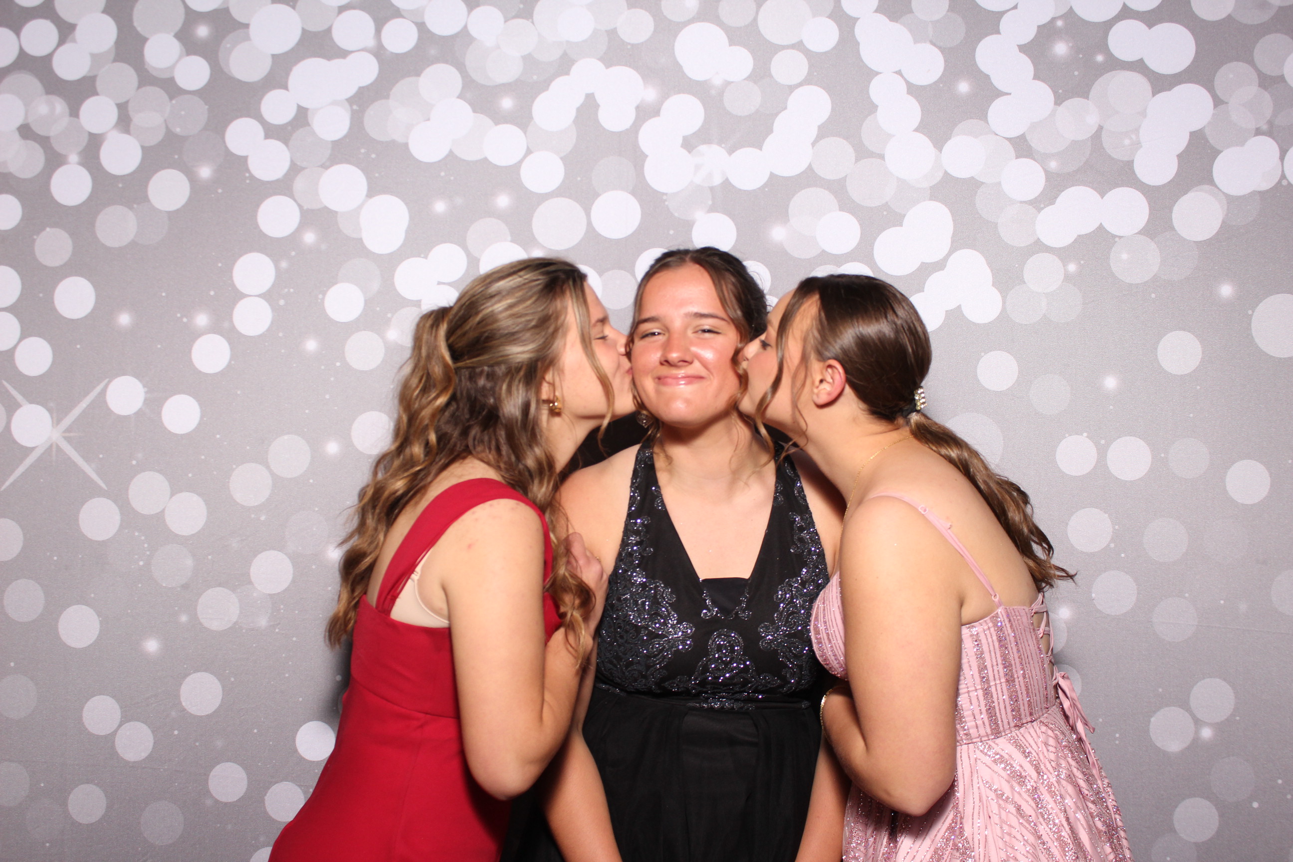 AMHEA Prom | View more photos from the event at gallery.photoboothcincy.com/u/PhotoBoothCincy/AMHEA-Prom-1