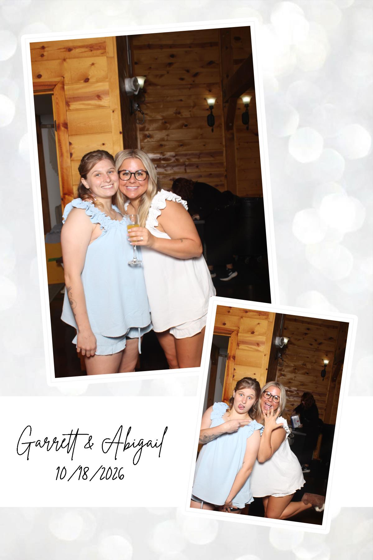 Abigail & Garrett | View more photos from the event at gallery.photoboothcincy.com/u/PhotoBoothCincy/Abigail-Garrett