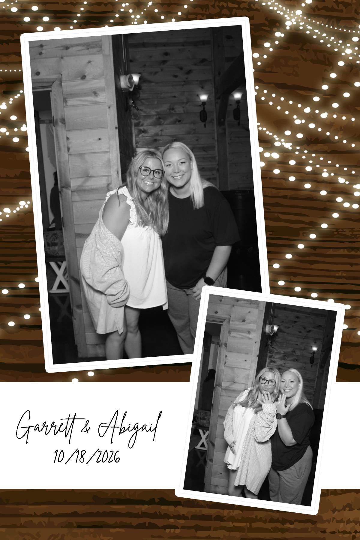 Abigail & Garrett | View more photos from the event at gallery.photoboothcincy.com/u/PhotoBoothCincy/Abigail-Garrett