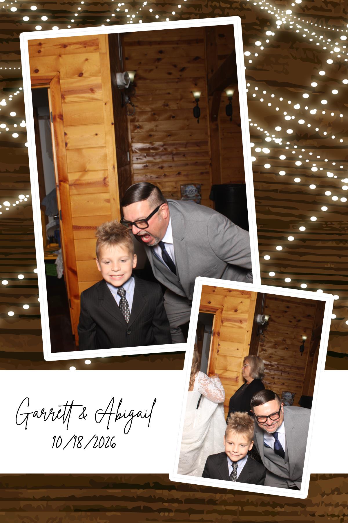 Abigail & Garrett | View more photos from the event at gallery.photoboothcincy.com/u/PhotoBoothCincy/Abigail-Garrett