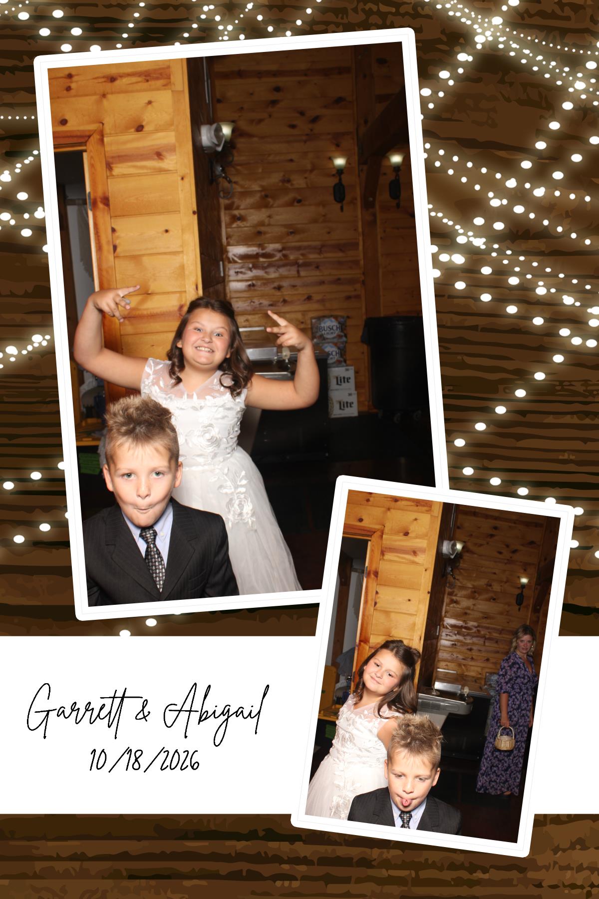 Abigail & Garrett | View more photos from the event at gallery.photoboothcincy.com/u/PhotoBoothCincy/Abigail-Garrett
