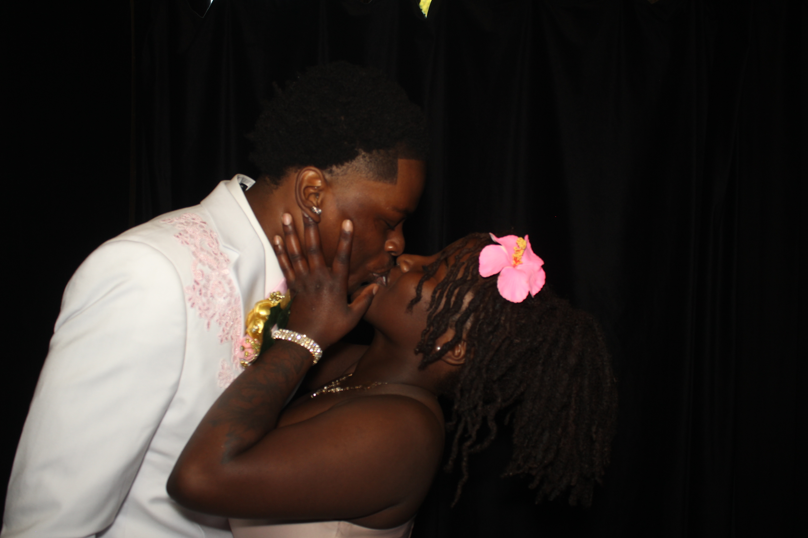 Aiken High School Prom | View more photos from the event at gallery.photoboothcincy.com/u/PhotoBoothCincy/Aiken-High-School-Prom-0