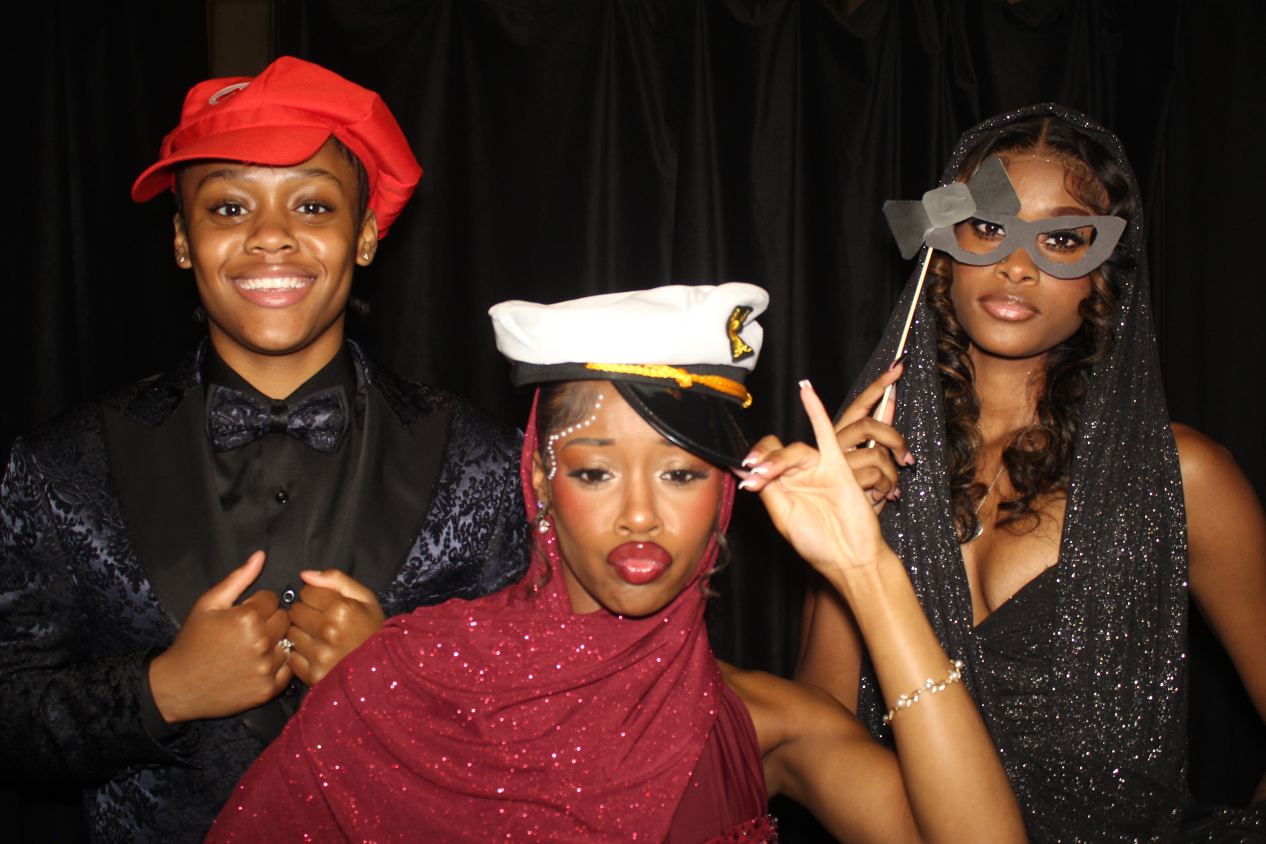Aiken High School Prom | View more photos from the event at gallery.photoboothcincy.com/u/PhotoBoothCincy/Aiken-High-School-Prom-0