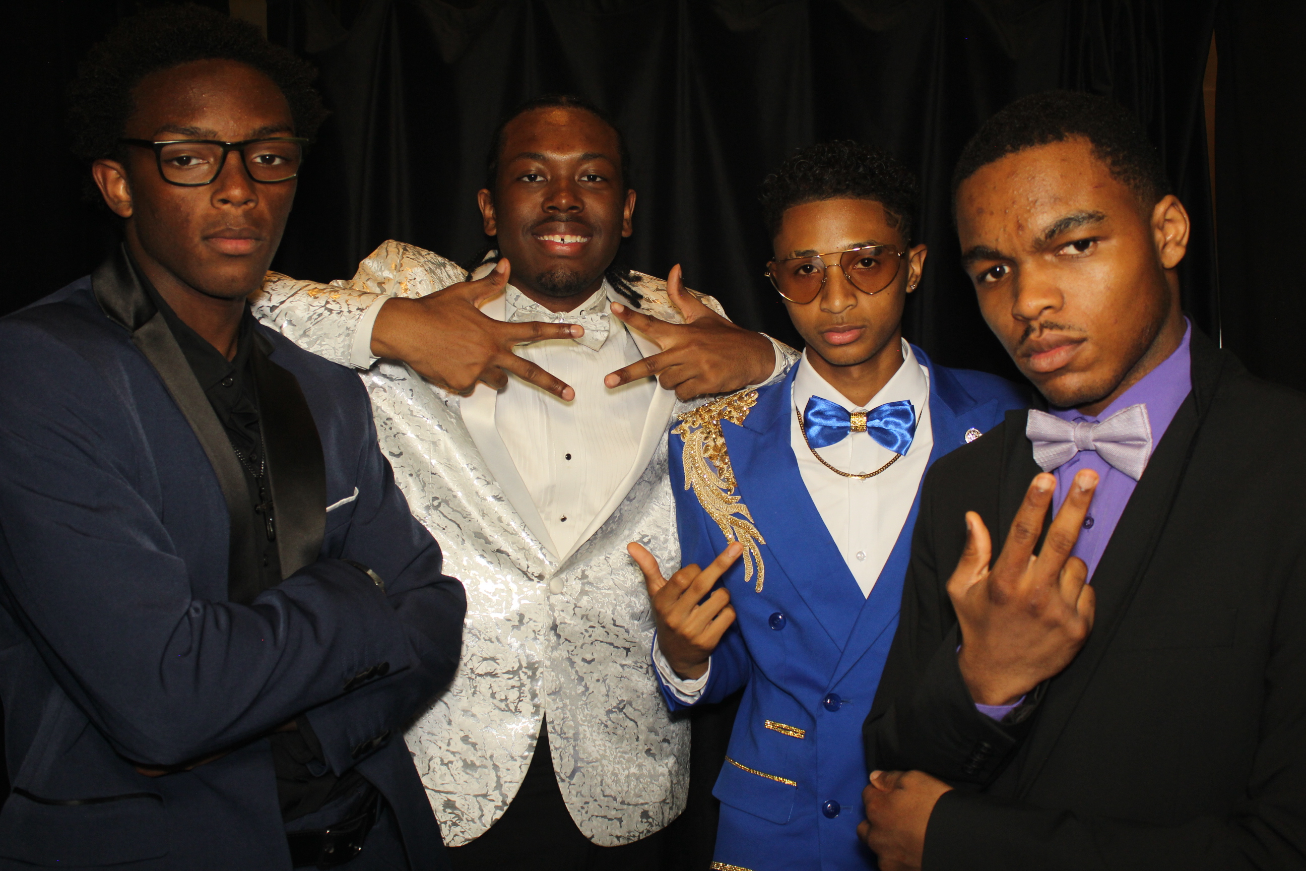 Aiken High School Prom | View more photos from the event at gallery.photoboothcincy.com/u/PhotoBoothCincy/Aiken-High-School-Prom-0