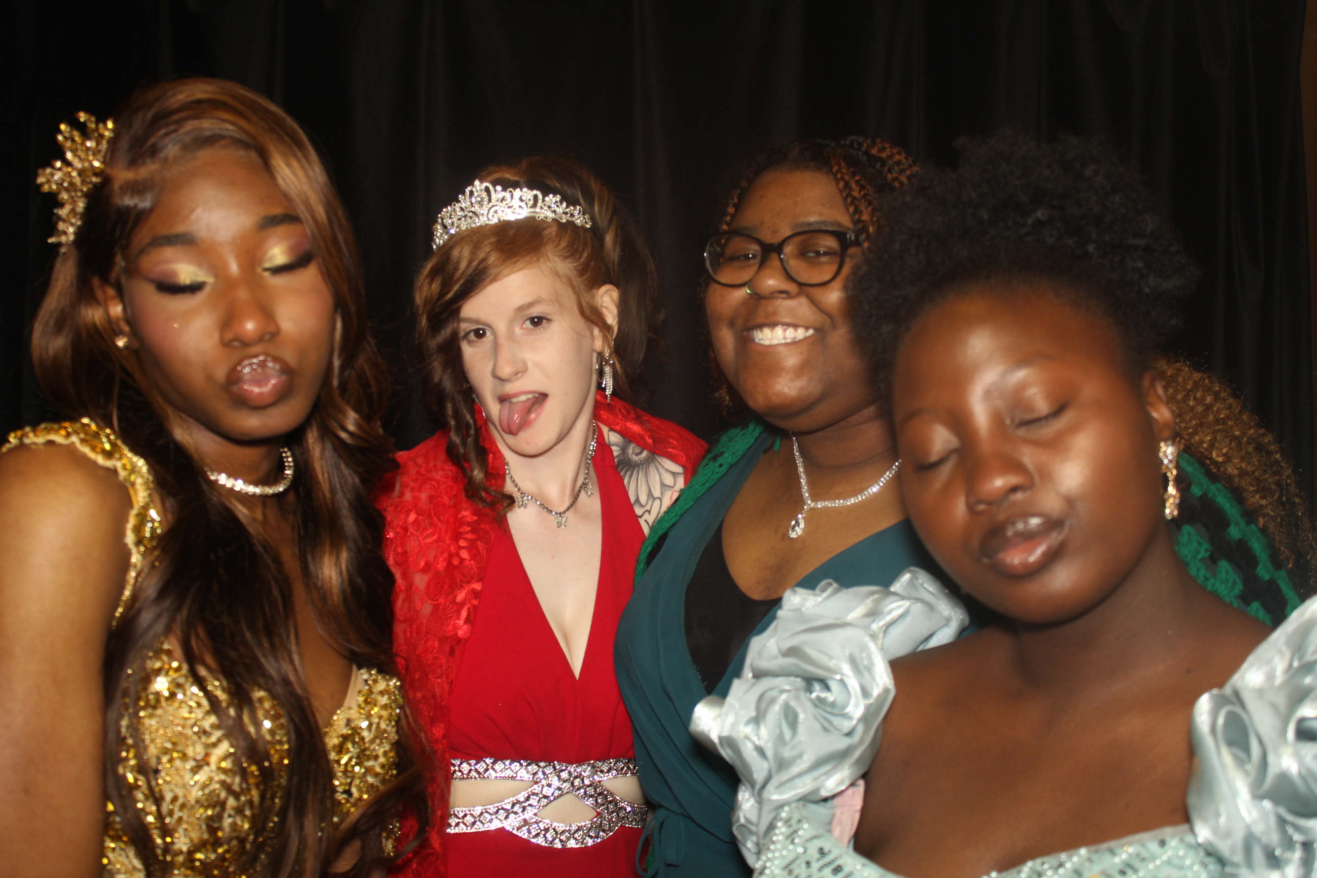 Aiken High School Prom | View more photos from the event at gallery.photoboothcincy.com/u/PhotoBoothCincy/Aiken-High-School-Prom-0