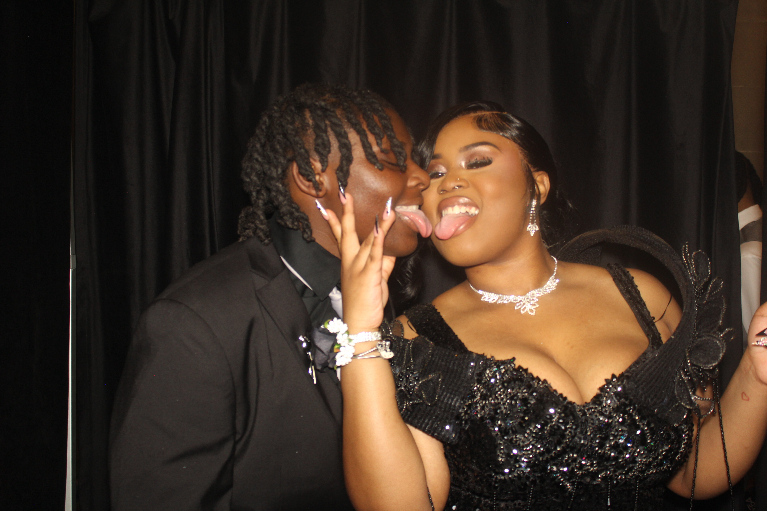 Aiken High School Prom | View more photos from the event at gallery.photoboothcincy.com/u/PhotoBoothCincy/Aiken-High-School-Prom-0