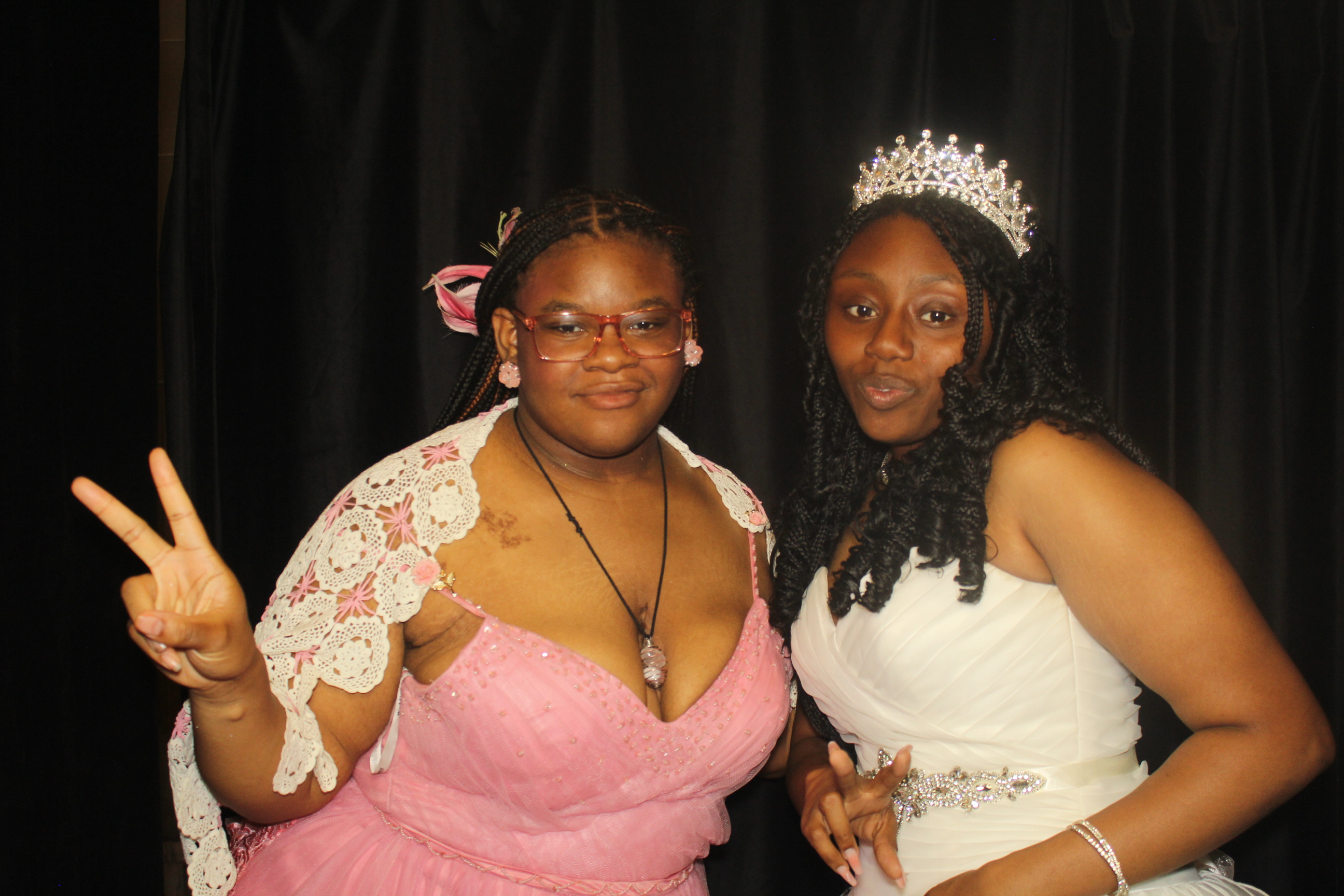 Aiken High School Prom | View more photos from the event at gallery.photoboothcincy.com/u/PhotoBoothCincy/Aiken-High-School-Prom-0