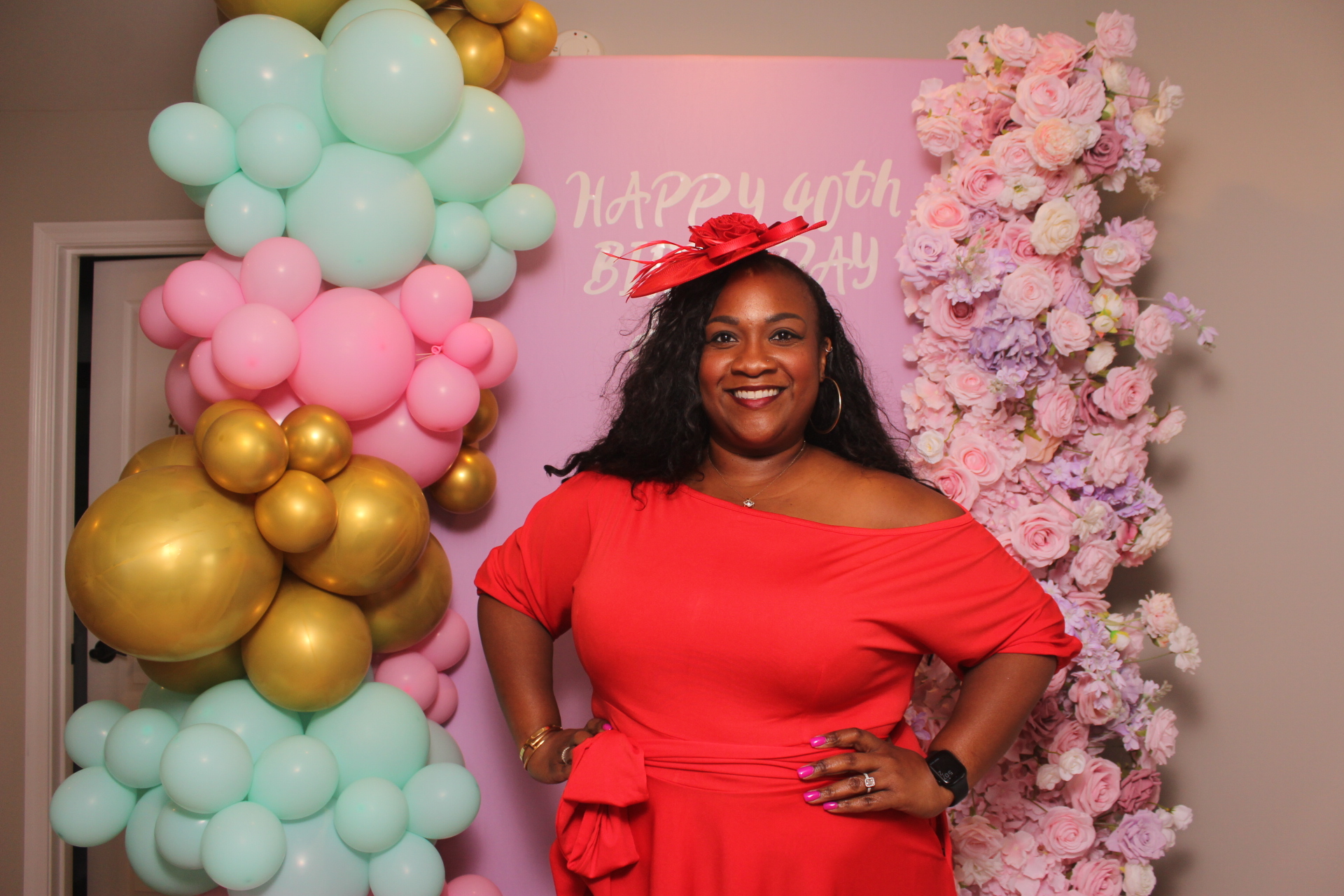 Akua's Run for the Roses 40th Birthday | View more photos from the event at gallery.photoboothcincy.com/u/PhotoBoothCincy/Akuas-Run-for-the-Roses-40th-Birthday