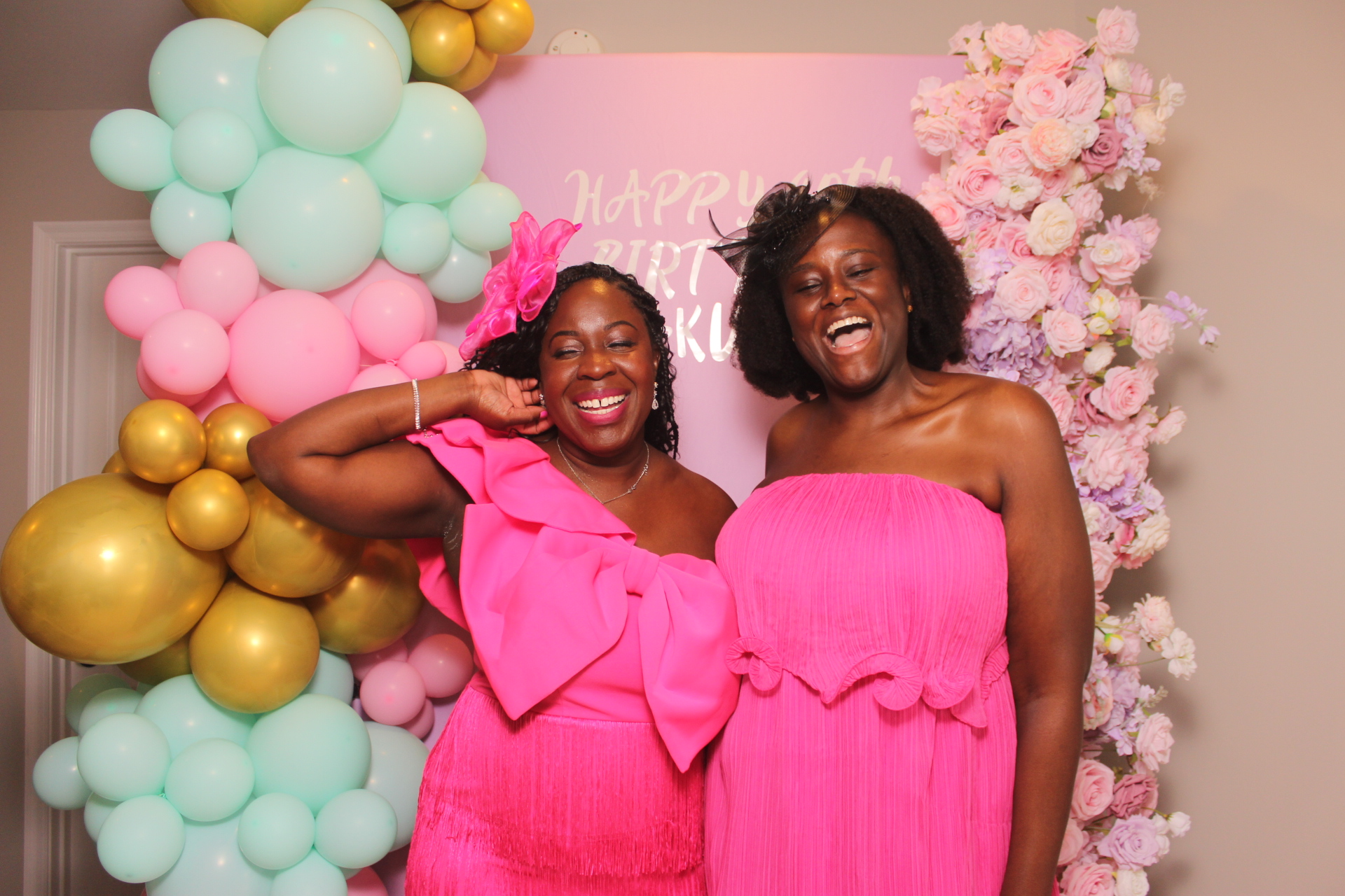Akua's Run for the Roses 40th Birthday | View more photos from the event at gallery.photoboothcincy.com/u/PhotoBoothCincy/Akuas-Run-for-the-Roses-40th-Birthday