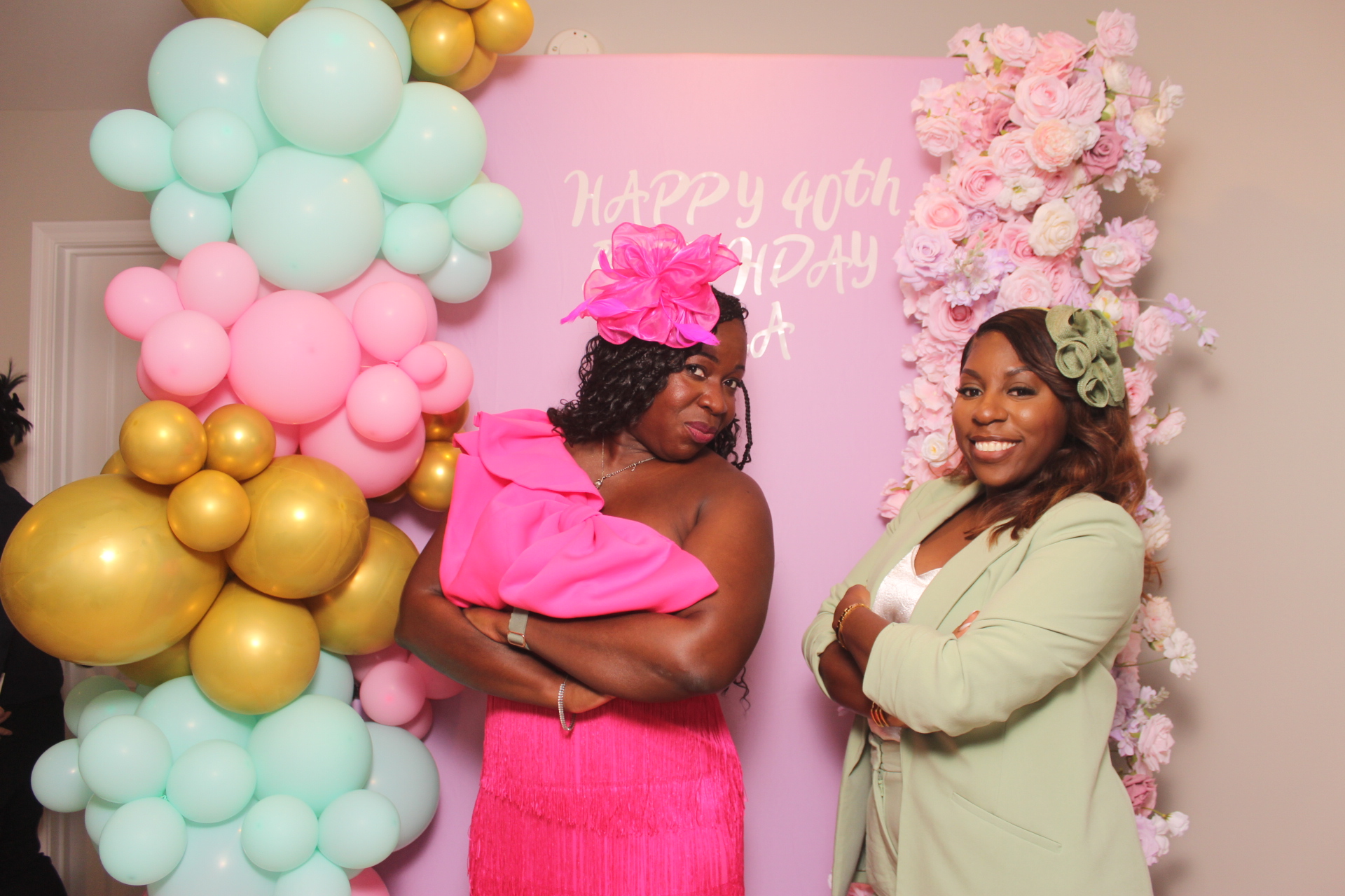 Akua's Run for the Roses 40th Birthday | View more photos from the event at gallery.photoboothcincy.com/u/PhotoBoothCincy/Akuas-Run-for-the-Roses-40th-Birthday