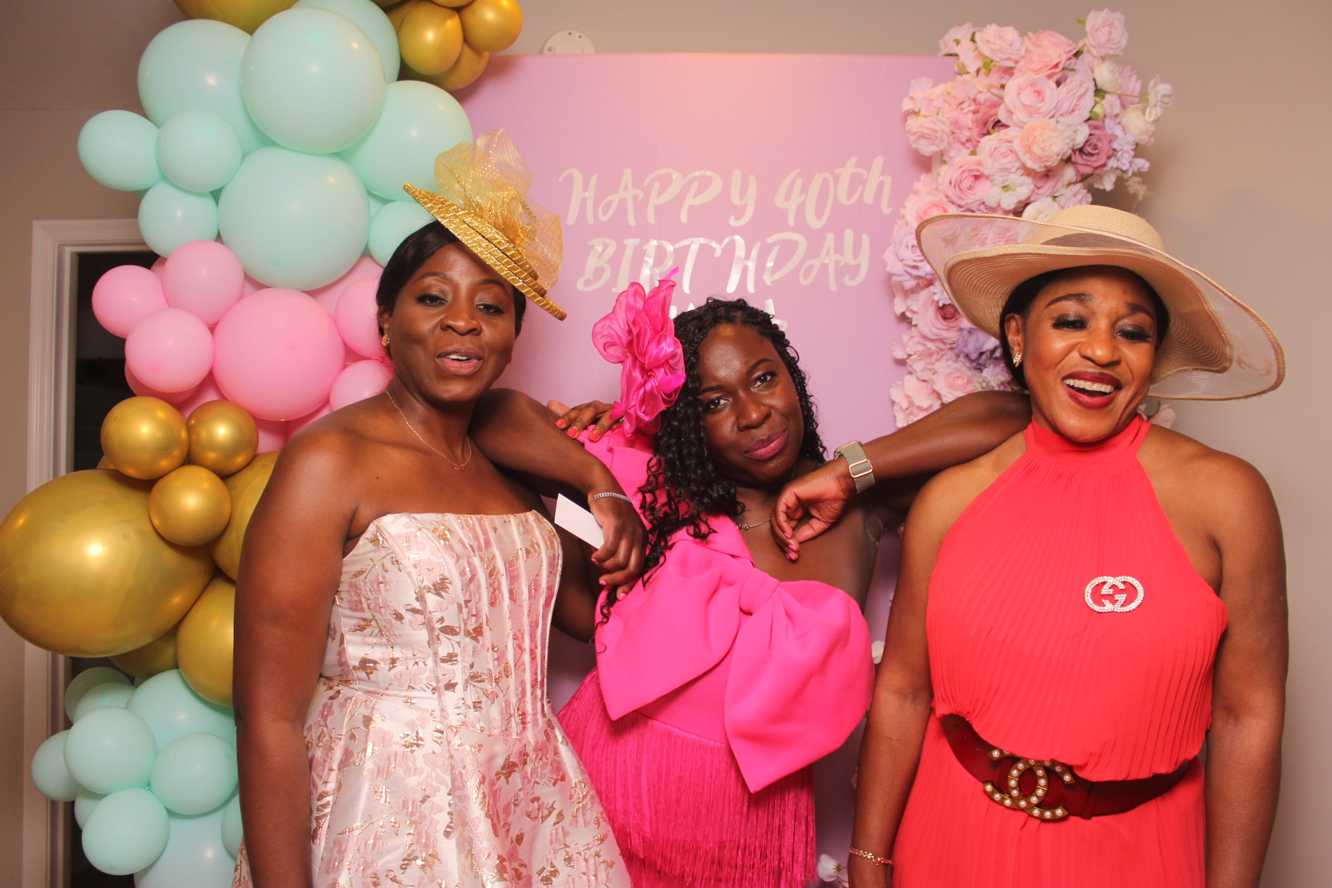 Akua's Run for the Roses 40th Birthday | View more photos from the event at gallery.photoboothcincy.com/u/PhotoBoothCincy/Akuas-Run-for-the-Roses-40th-Birthday
