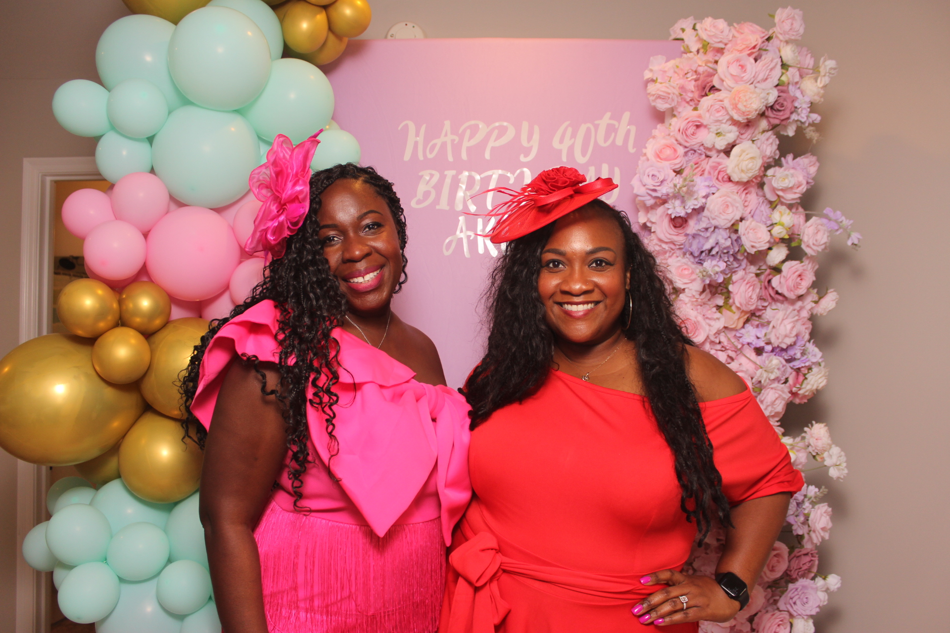 Akua's Run for the Roses 40th Birthday | View more photos from the event at gallery.photoboothcincy.com/u/PhotoBoothCincy/Akuas-Run-for-the-Roses-40th-Birthday