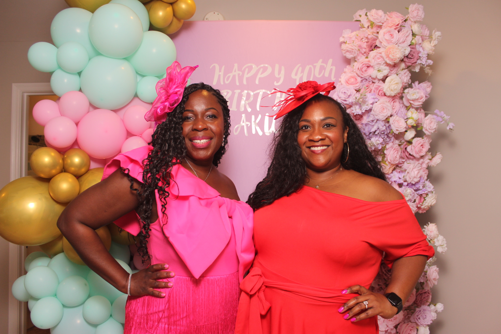 Akua's Run for the Roses 40th Birthday | View more photos from the event at gallery.photoboothcincy.com/u/PhotoBoothCincy/Akuas-Run-for-the-Roses-40th-Birthday