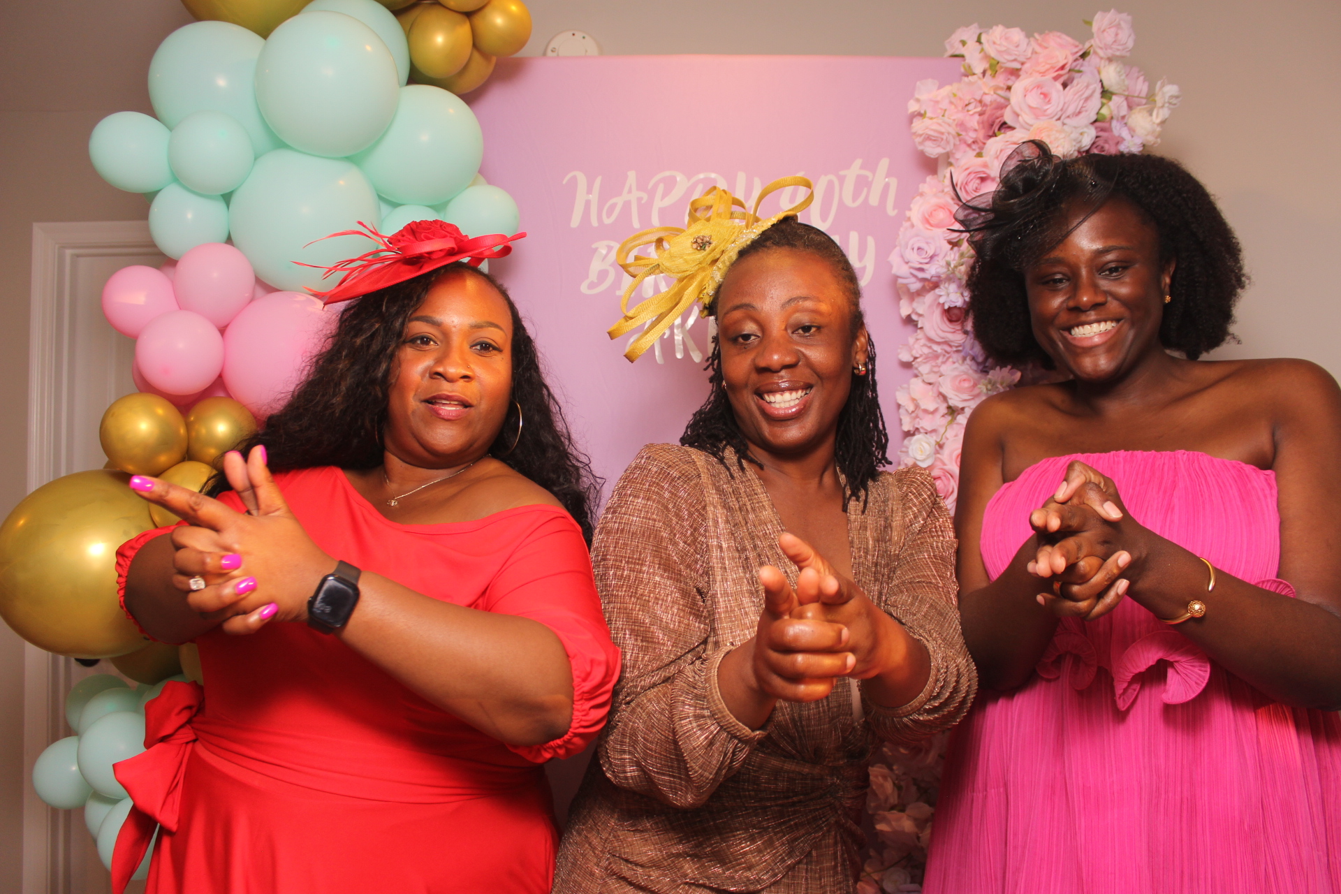 Akua's Run for the Roses 40th Birthday | View more photos from the event at gallery.photoboothcincy.com/u/PhotoBoothCincy/Akuas-Run-for-the-Roses-40th-Birthday