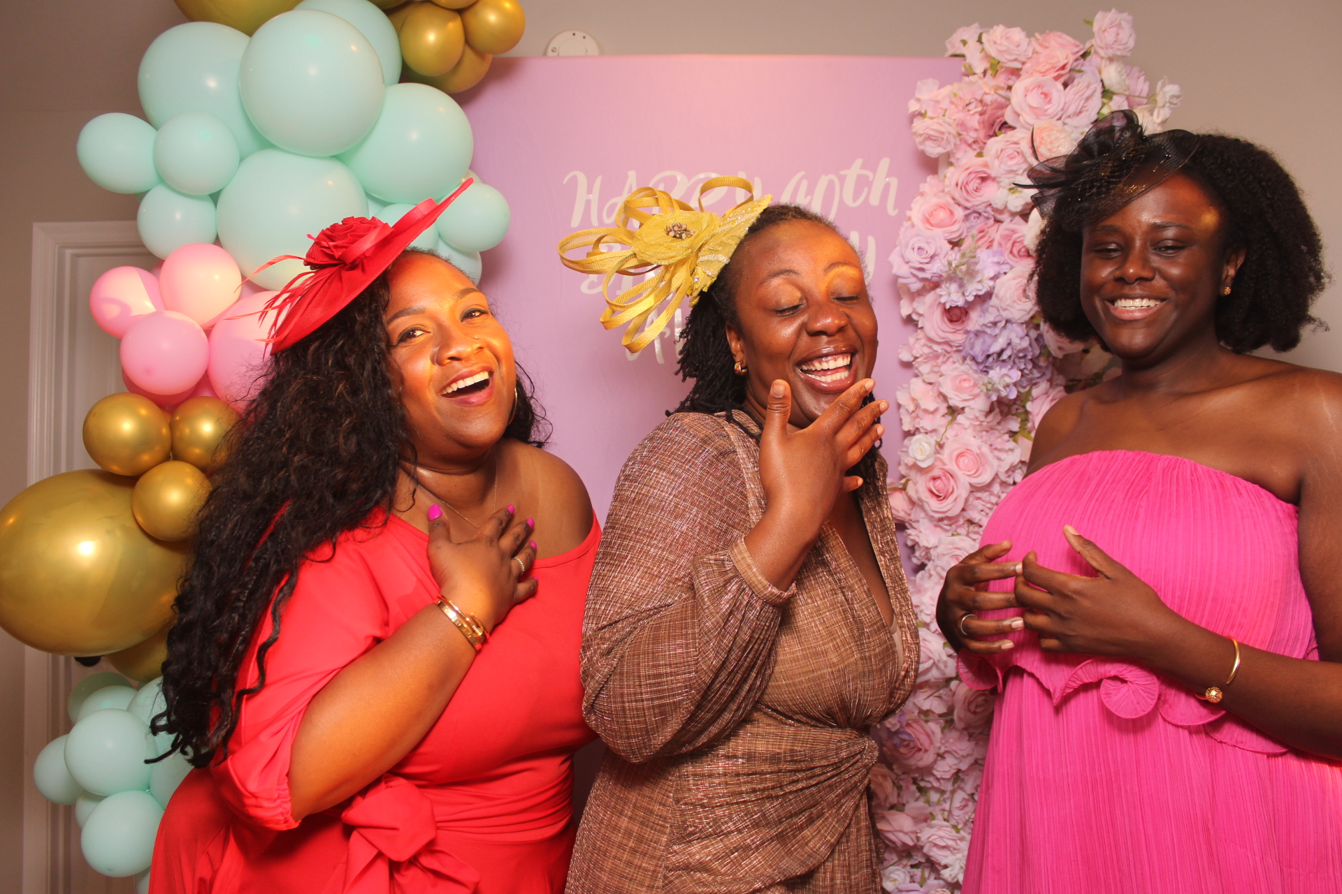 Akua's Run for the Roses 40th Birthday | View more photos from the event at gallery.photoboothcincy.com/u/PhotoBoothCincy/Akuas-Run-for-the-Roses-40th-Birthday
