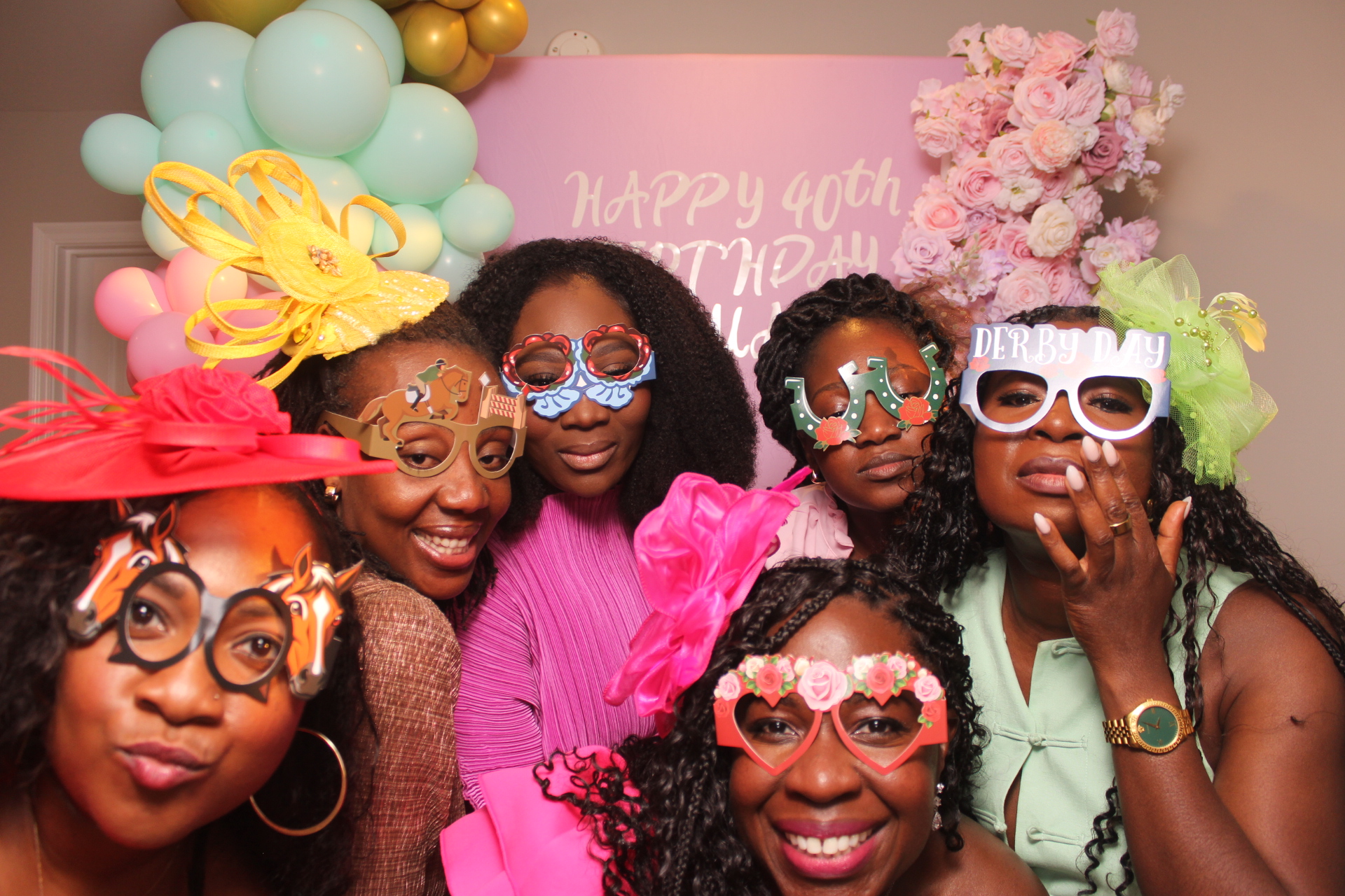 Akua's Run for the Roses 40th Birthday | View more photos from the event at gallery.photoboothcincy.com/u/PhotoBoothCincy/Akuas-Run-for-the-Roses-40th-Birthday