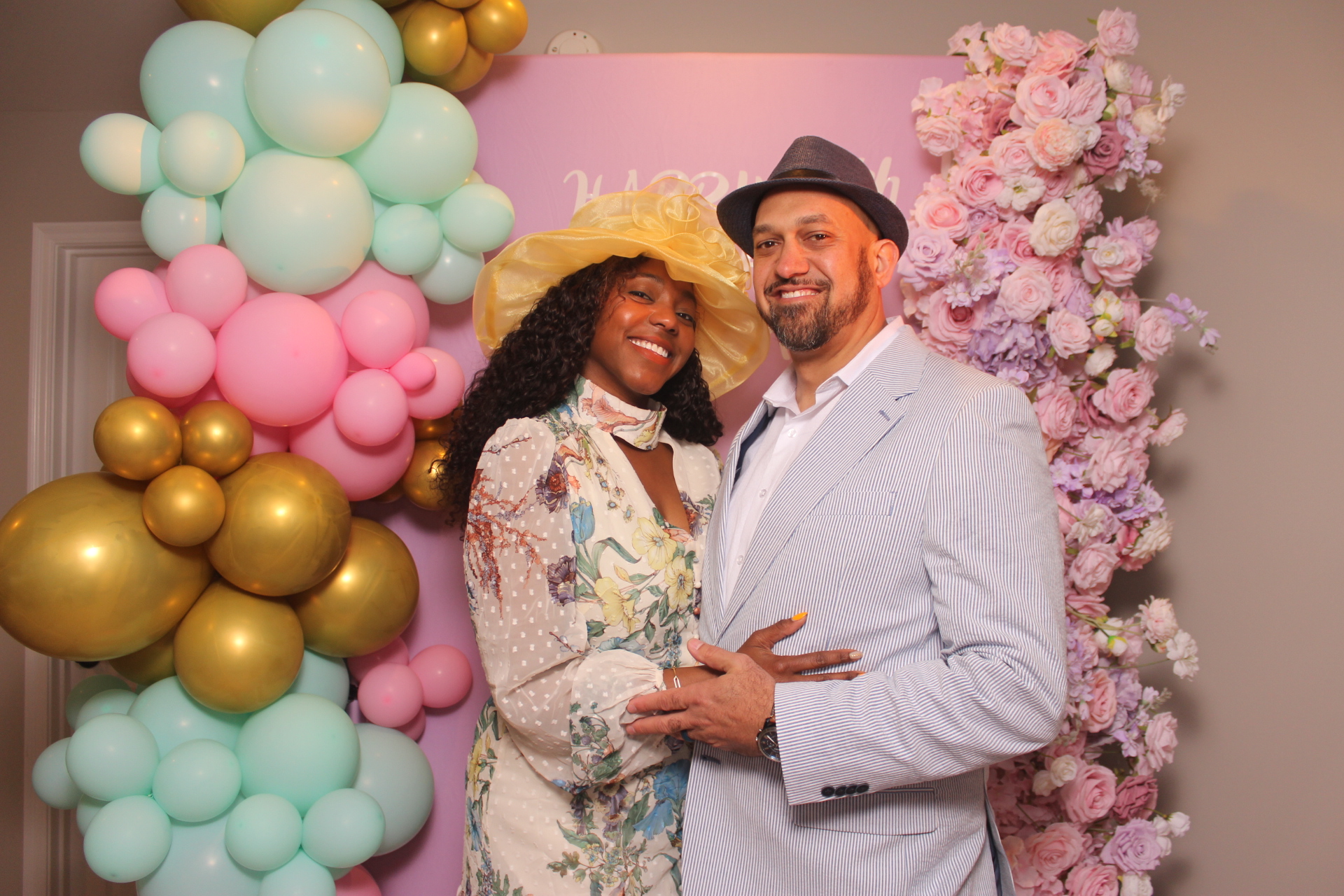 Akua's Run for the Roses 40th Birthday | View more photos from the event at gallery.photoboothcincy.com/u/PhotoBoothCincy/Akuas-Run-for-the-Roses-40th-Birthday