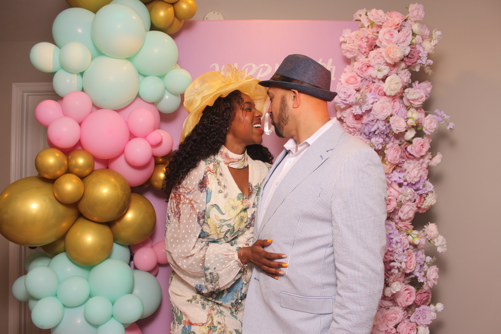 Akua's Run for the Roses 40th Birthday | View more photos from the event at gallery.photoboothcincy.com/u/PhotoBoothCincy/Akuas-Run-for-the-Roses-40th-Birthday