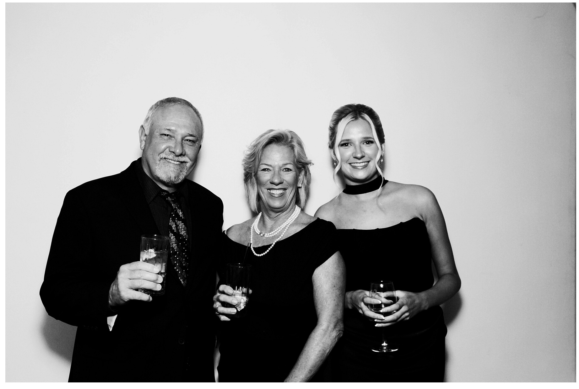 Alayna & Brayden Wedding | View more photos from the event at gallery.photoboothcincy.com/u/PhotoBoothCincy/Alayna-Brayden-Wedding