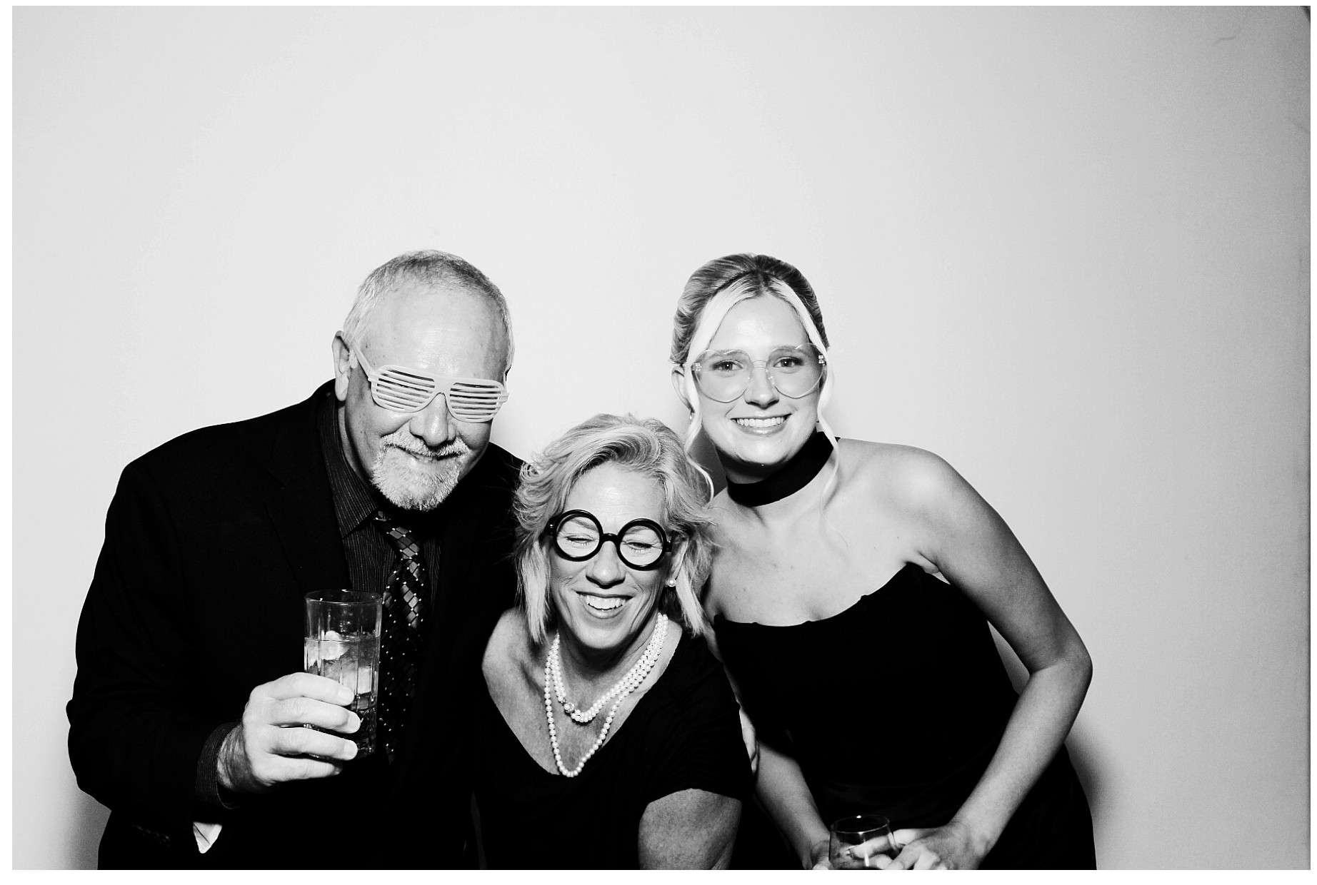 Alayna & Brayden Wedding | View more photos from the event at gallery.photoboothcincy.com/u/PhotoBoothCincy/Alayna-Brayden-Wedding