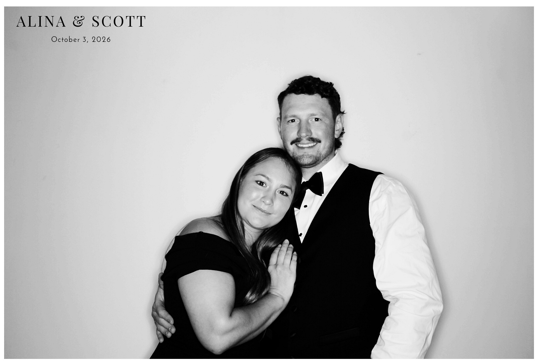 Alina & Scott Wedding | View more photos from the event at gallery.photoboothcincy.com/u/PhotoBoothCincy/Alina-Scott-Wedding