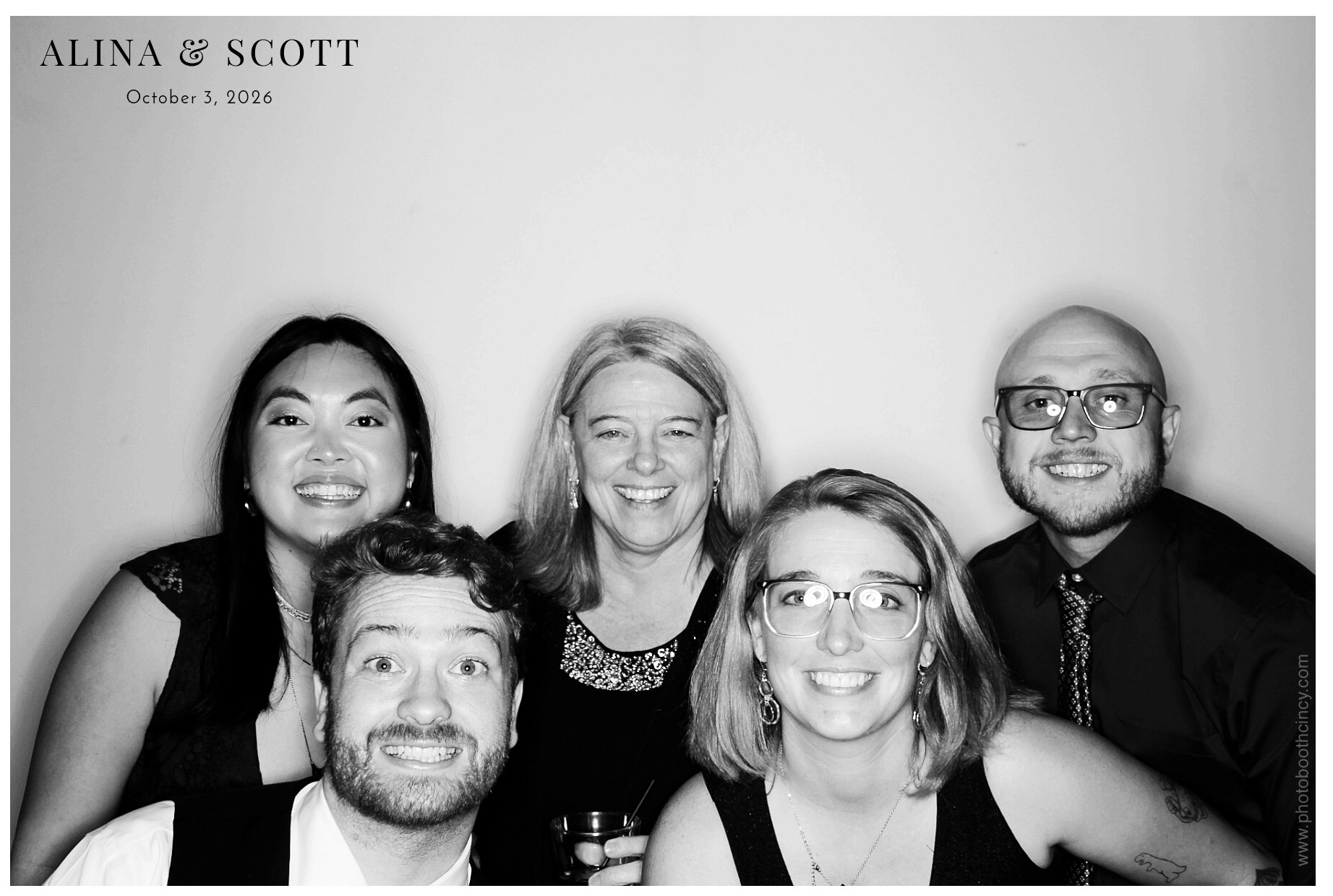 Alina & Scott Wedding | View more photos from the event at gallery.photoboothcincy.com/u/PhotoBoothCincy/Alina-Scott-Wedding