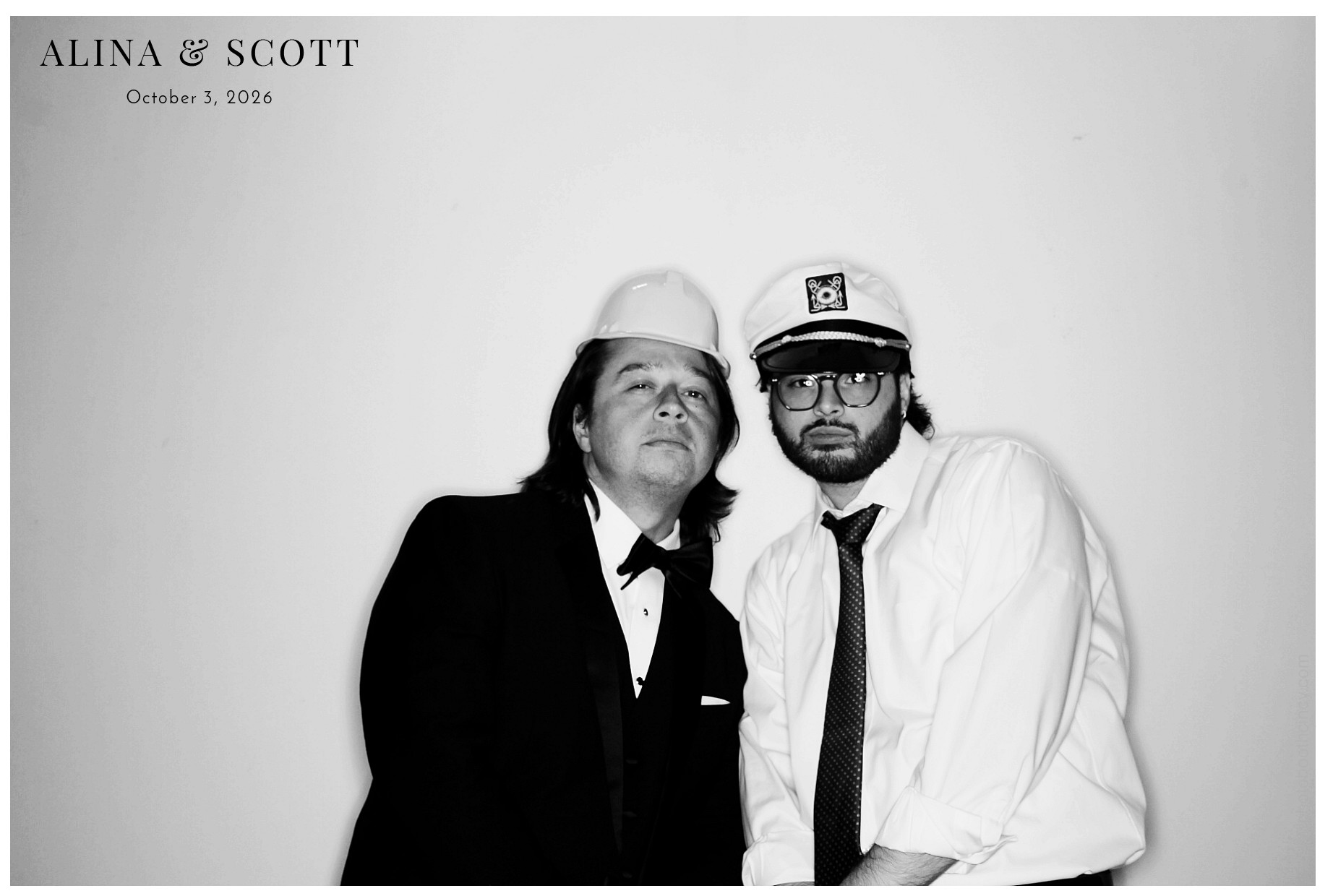 Alina & Scott Wedding | View more photos from the event at gallery.photoboothcincy.com/u/PhotoBoothCincy/Alina-Scott-Wedding