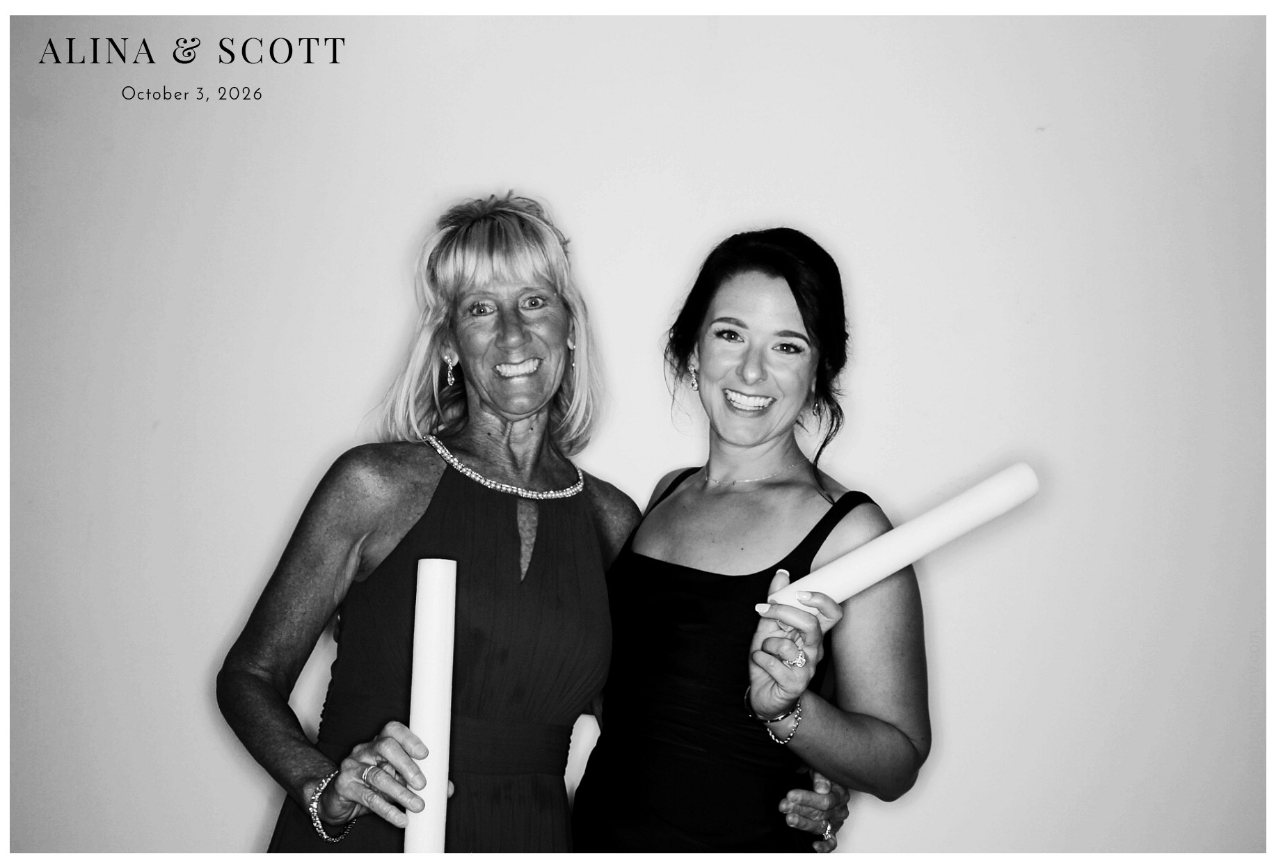 Alina & Scott Wedding | View more photos from the event at gallery.photoboothcincy.com/u/PhotoBoothCincy/Alina-Scott-Wedding