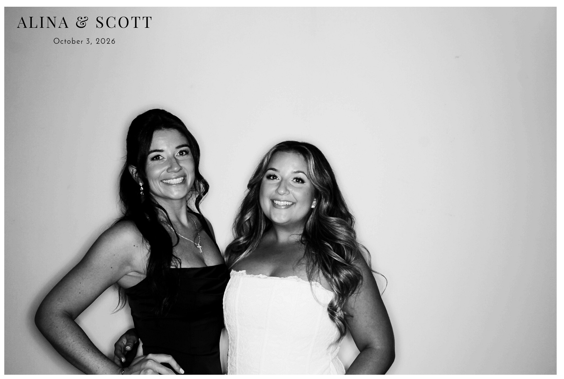 Alina & Scott Wedding | View more photos from the event at gallery.photoboothcincy.com/u/PhotoBoothCincy/Alina-Scott-Wedding