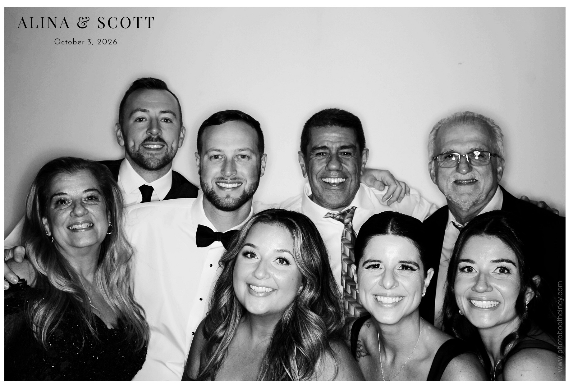 Alina & Scott Wedding | View more photos from the event at gallery.photoboothcincy.com/u/PhotoBoothCincy/Alina-Scott-Wedding