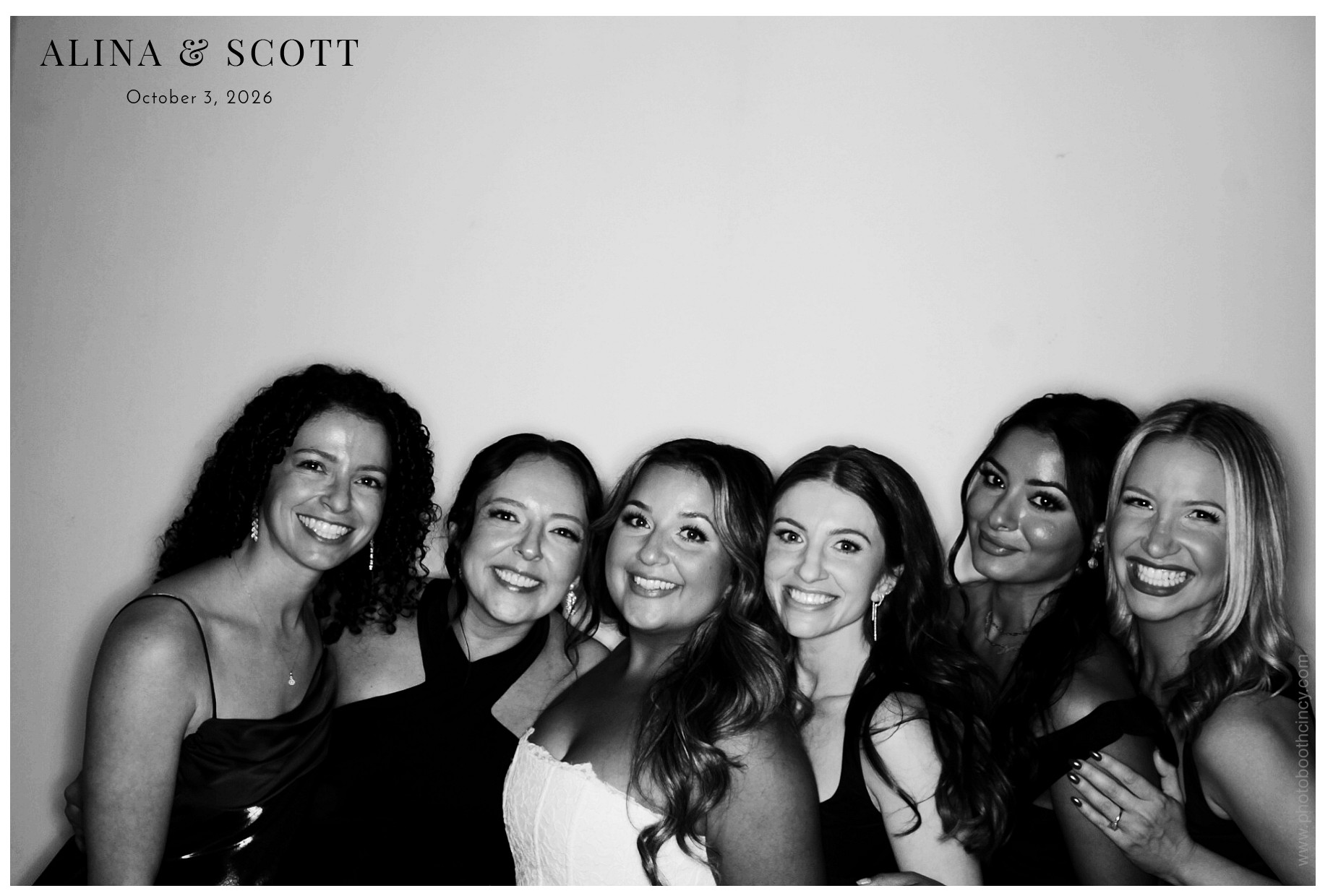 Alina & Scott Wedding | View more photos from the event at gallery.photoboothcincy.com/u/PhotoBoothCincy/Alina-Scott-Wedding