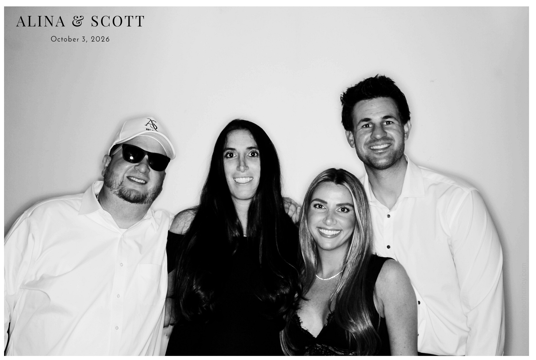Alina & Scott Wedding | View more photos from the event at gallery.photoboothcincy.com/u/PhotoBoothCincy/Alina-Scott-Wedding