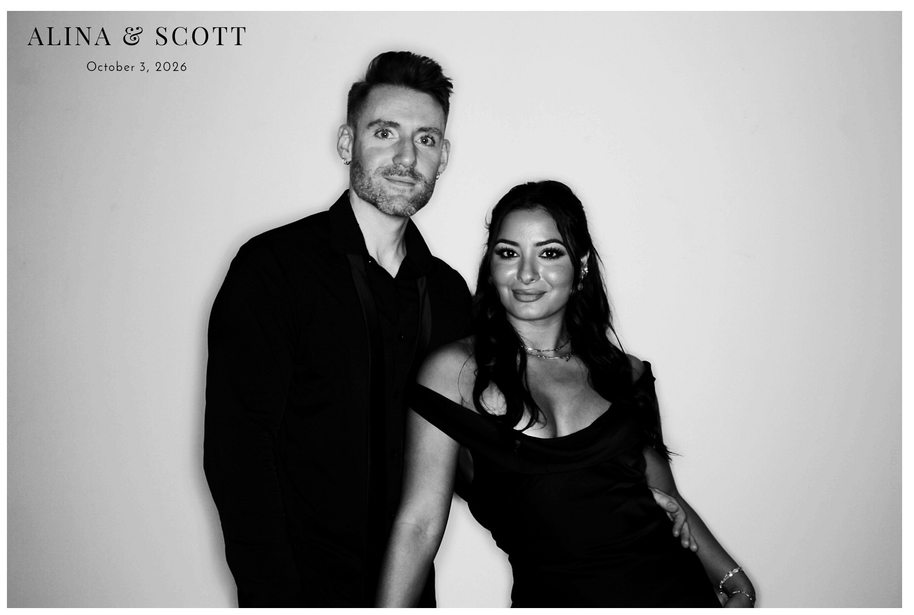 Alina & Scott Wedding | View more photos from the event at gallery.photoboothcincy.com/u/PhotoBoothCincy/Alina-Scott-Wedding