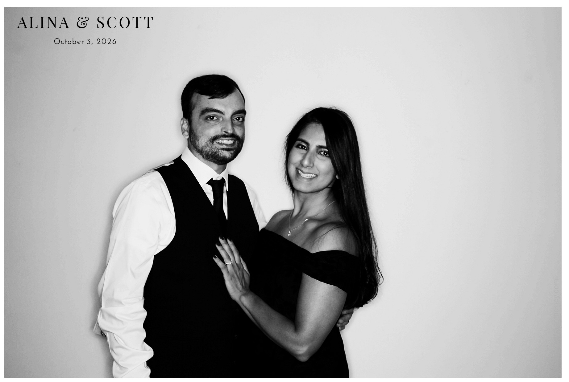 Alina & Scott Wedding | View more photos from the event at gallery.photoboothcincy.com/u/PhotoBoothCincy/Alina-Scott-Wedding