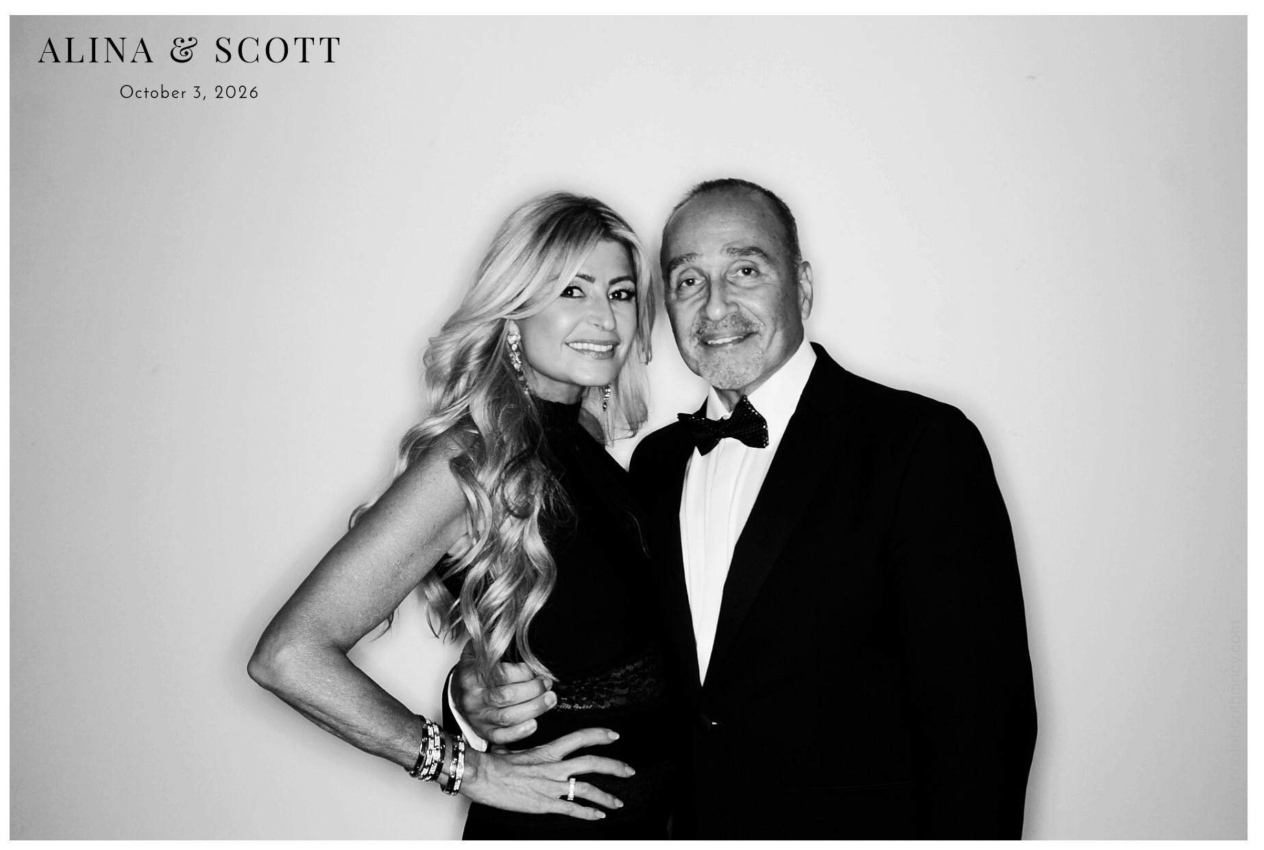 Alina & Scott Wedding | View more photos from the event at gallery.photoboothcincy.com/u/PhotoBoothCincy/Alina-Scott-Wedding