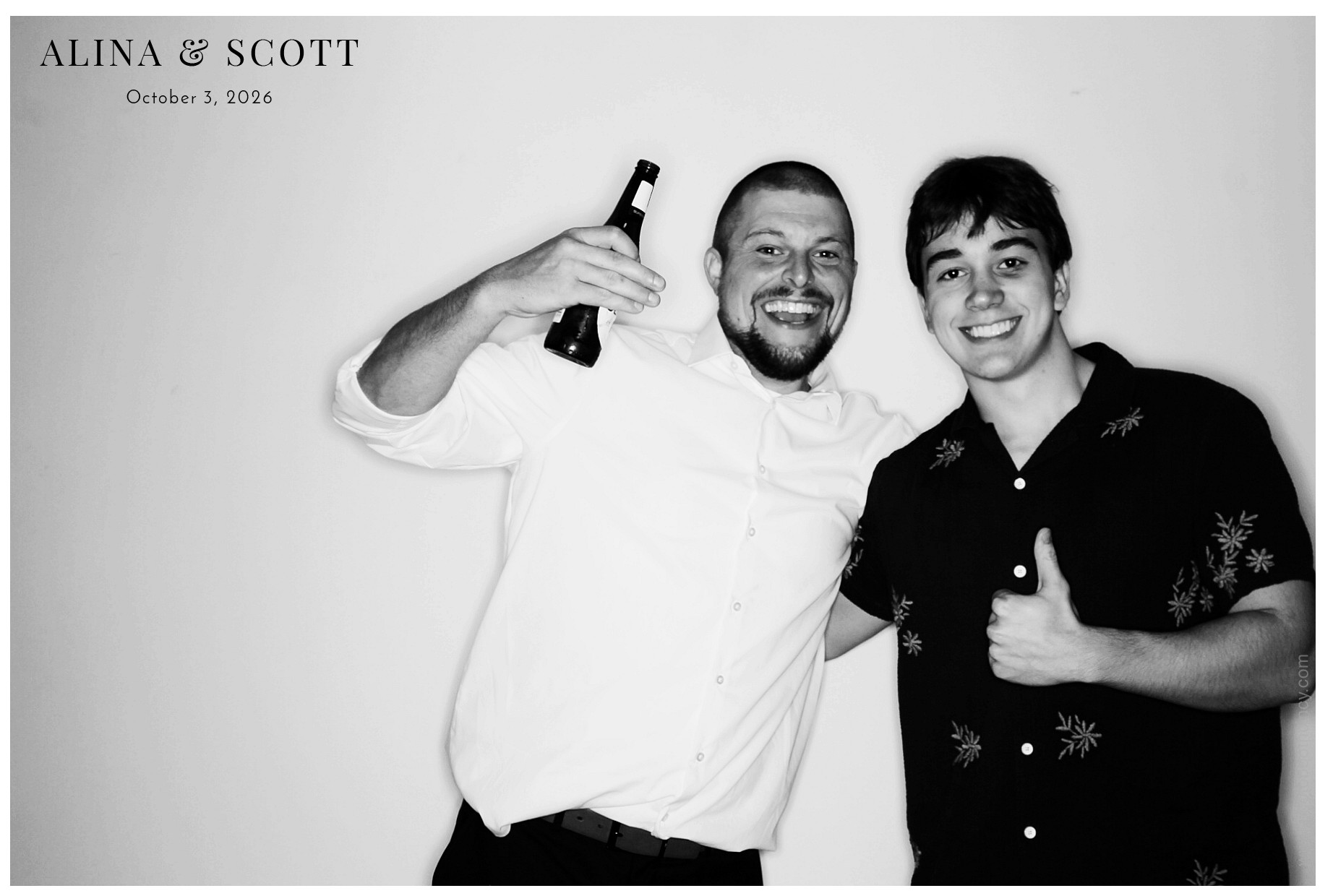 Alina & Scott Wedding | View more photos from the event at gallery.photoboothcincy.com/u/PhotoBoothCincy/Alina-Scott-Wedding