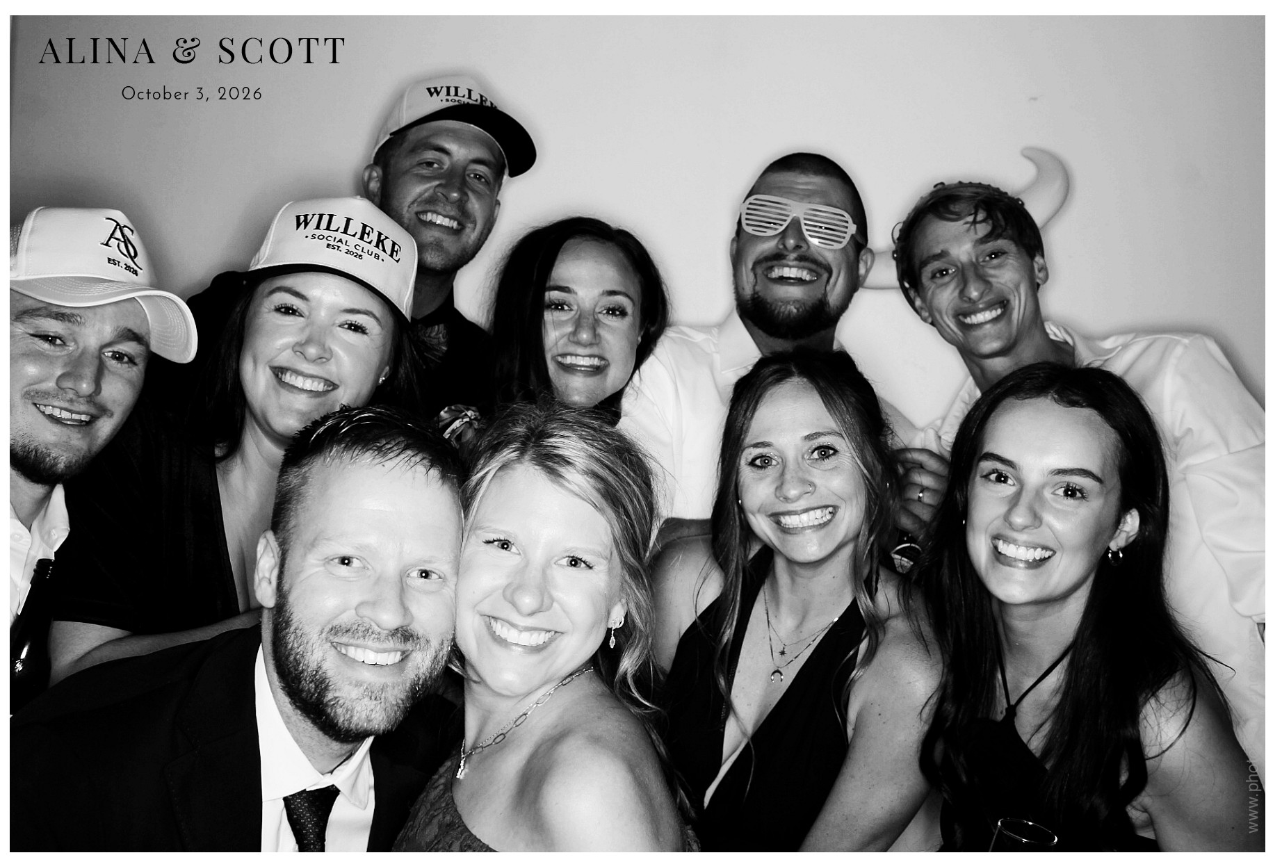 Alina & Scott Wedding | View more photos from the event at gallery.photoboothcincy.com/u/PhotoBoothCincy/Alina-Scott-Wedding