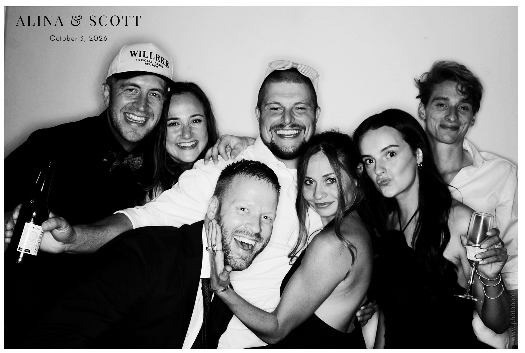 Alina & Scott Wedding | View more photos from the event at gallery.photoboothcincy.com/u/PhotoBoothCincy/Alina-Scott-Wedding