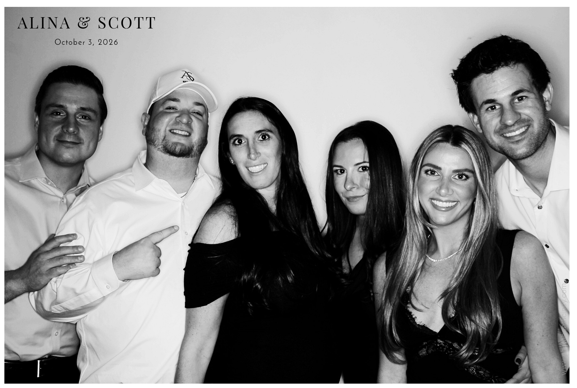 Alina & Scott Wedding | View more photos from the event at gallery.photoboothcincy.com/u/PhotoBoothCincy/Alina-Scott-Wedding