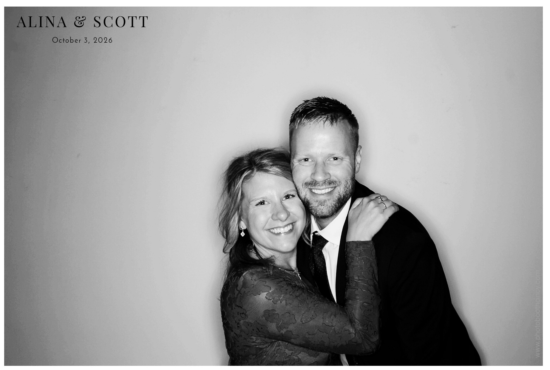Alina & Scott Wedding | View more photos from the event at gallery.photoboothcincy.com/u/PhotoBoothCincy/Alina-Scott-Wedding