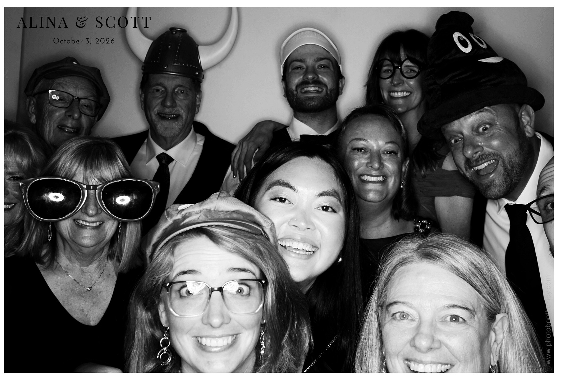 Alina & Scott Wedding | View more photos from the event at gallery.photoboothcincy.com/u/PhotoBoothCincy/Alina-Scott-Wedding