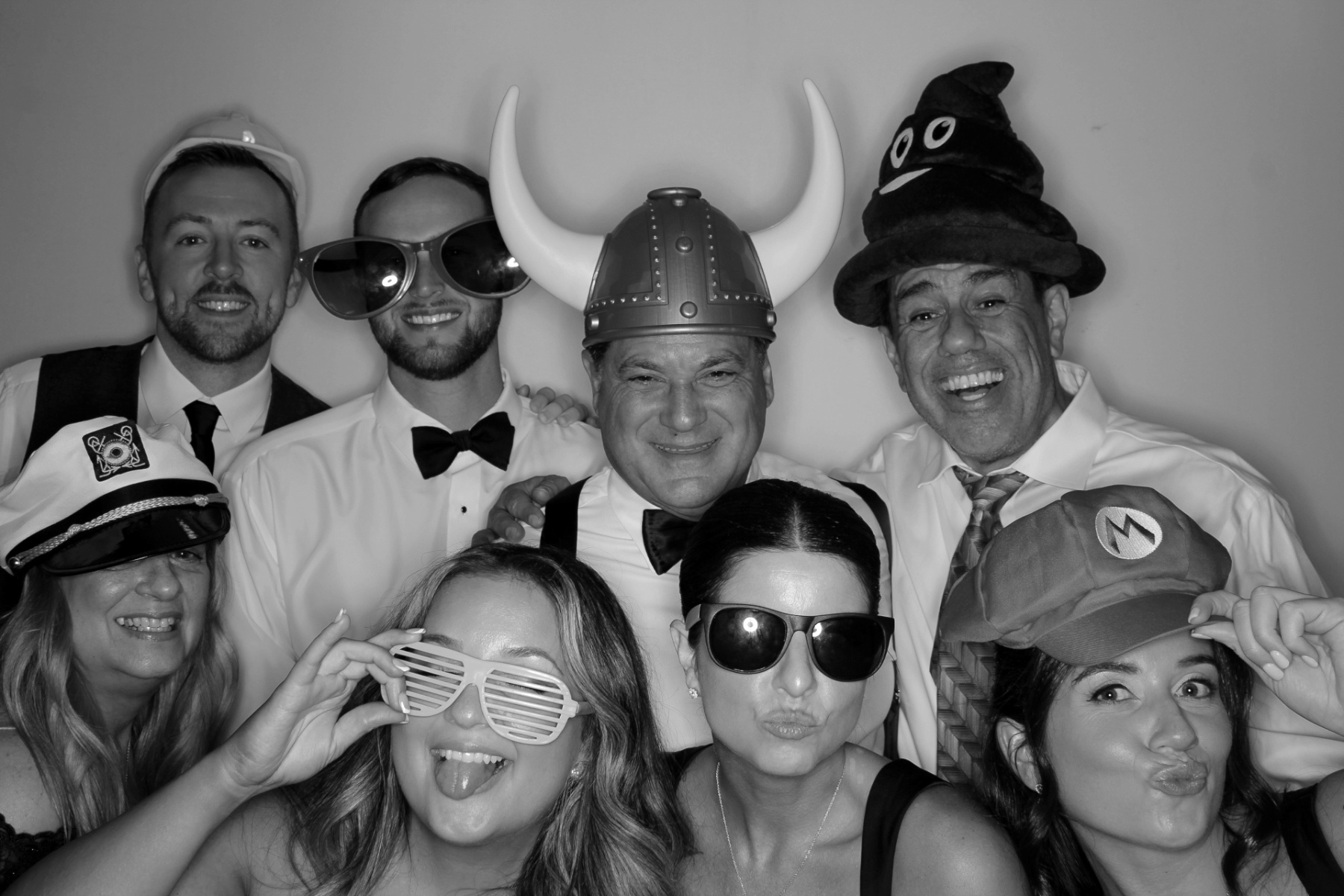 Alina & Scott Wedding | View more photos from the event at gallery.photoboothcincy.com/u/PhotoBoothCincy/Alina-Scott-Wedding