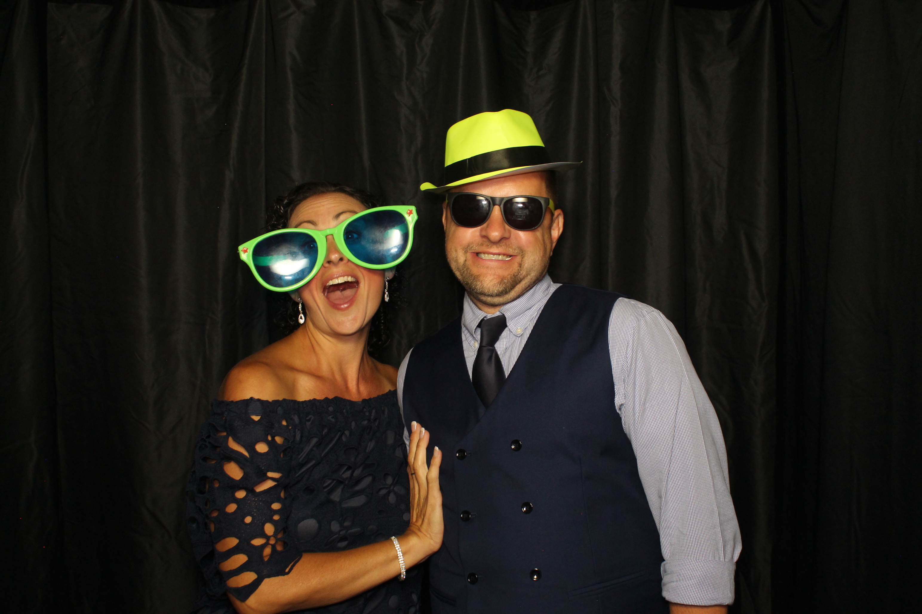 Alli & Ben Merritt | View more photos from the event at gallery.photoboothcincy.com/u/PhotoBoothCincy/Alli-Ben-Merritt