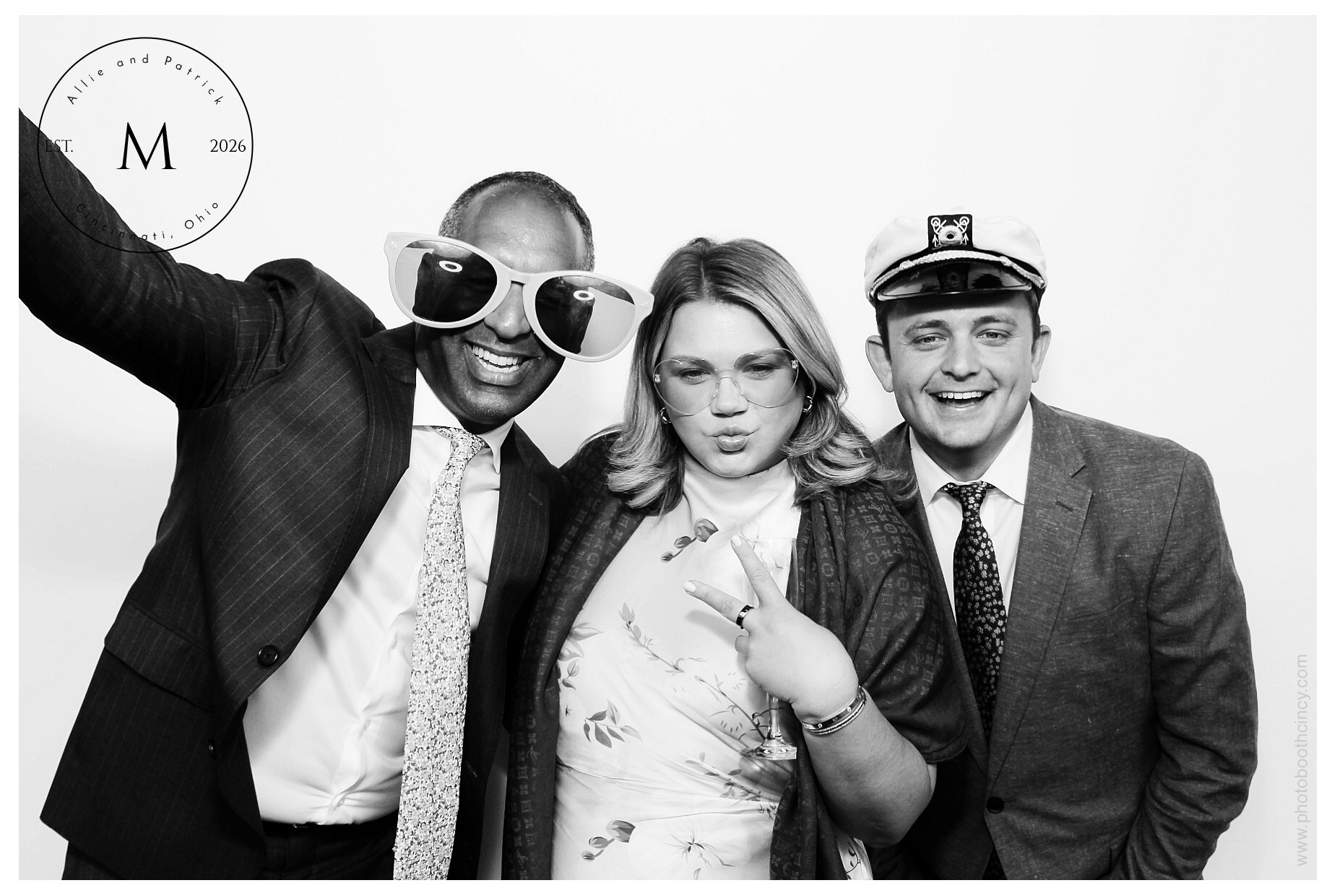 Allie & Patrick | View more photos from the event at gallery.photoboothcincy.com/u/PhotoBoothCincy/Allie-Patrick