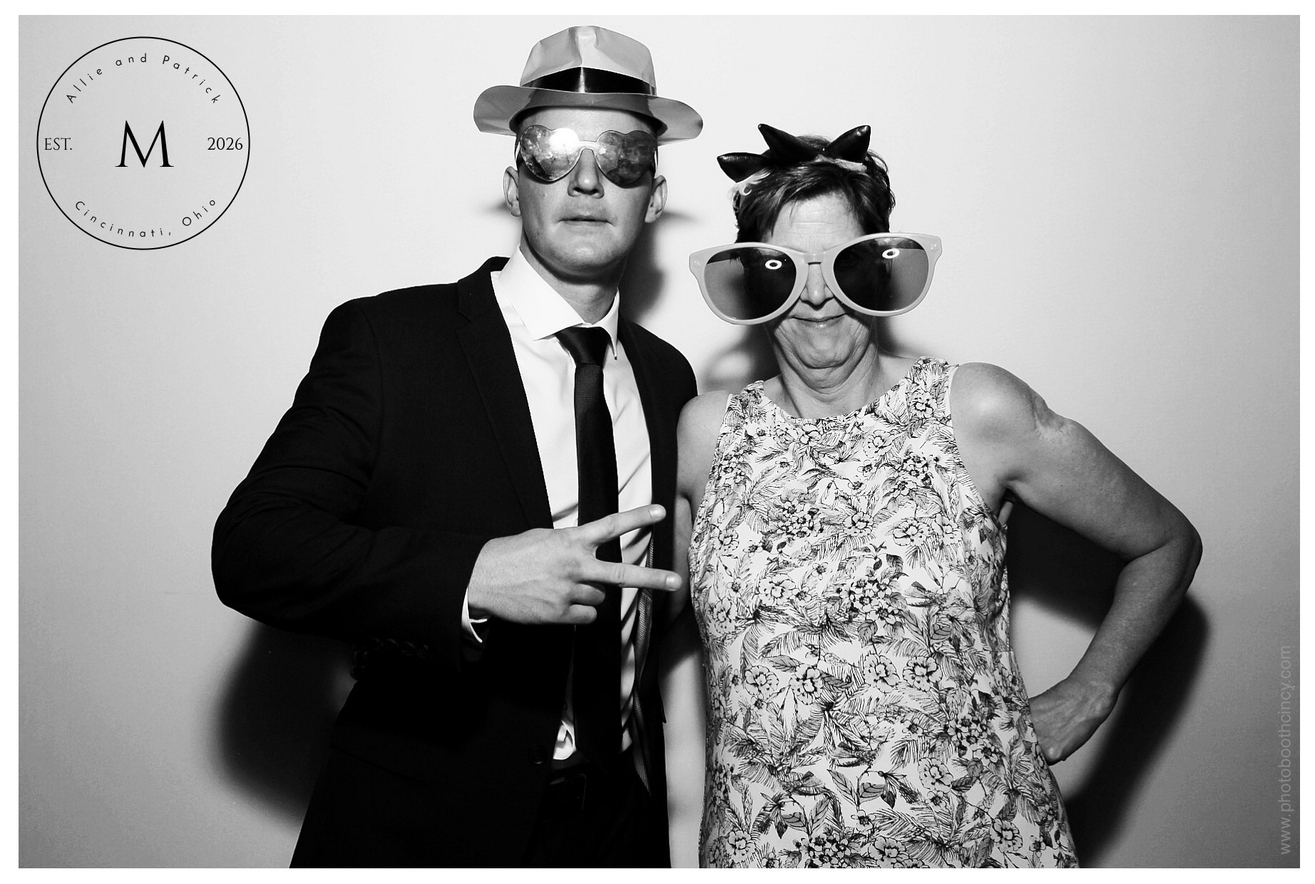 Allie & Patrick | View more photos from the event at gallery.photoboothcincy.com/u/PhotoBoothCincy/Allie-Patrick