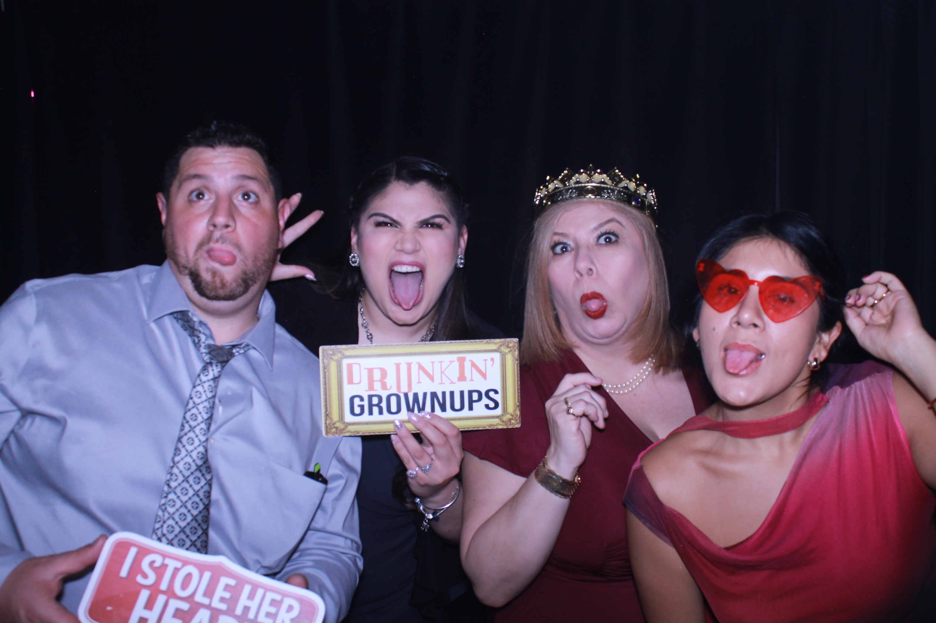 Allison & Demetrius Reception | View more photos from the event at gallery.photoboothcincy.com/u/PhotoBoothCincy/Allison-Demetrius-Reception