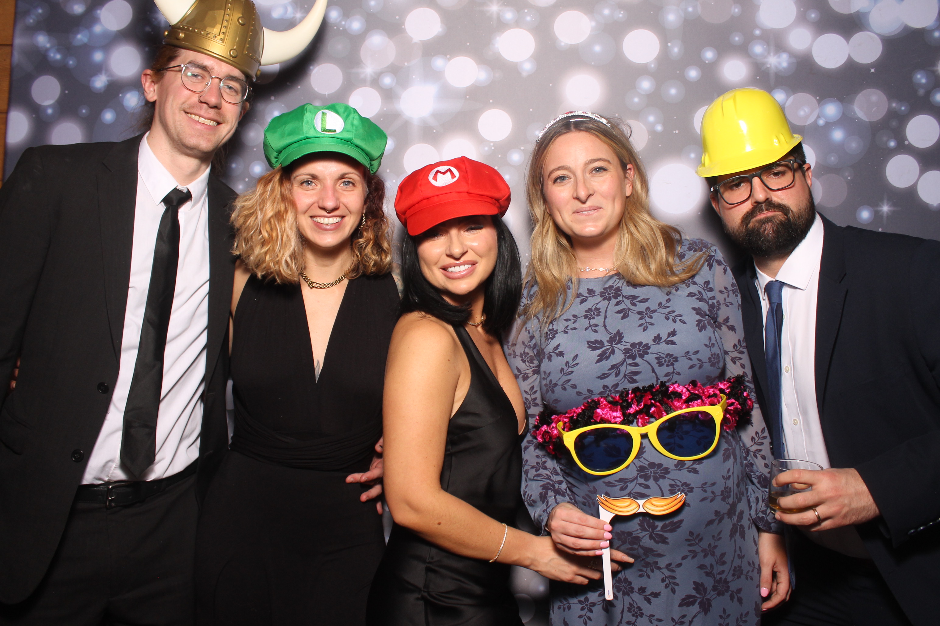 Allison & Trevor | View more photos from the event at gallery.photoboothcincy.com/u/PhotoBoothCincy/Allison-Trevor