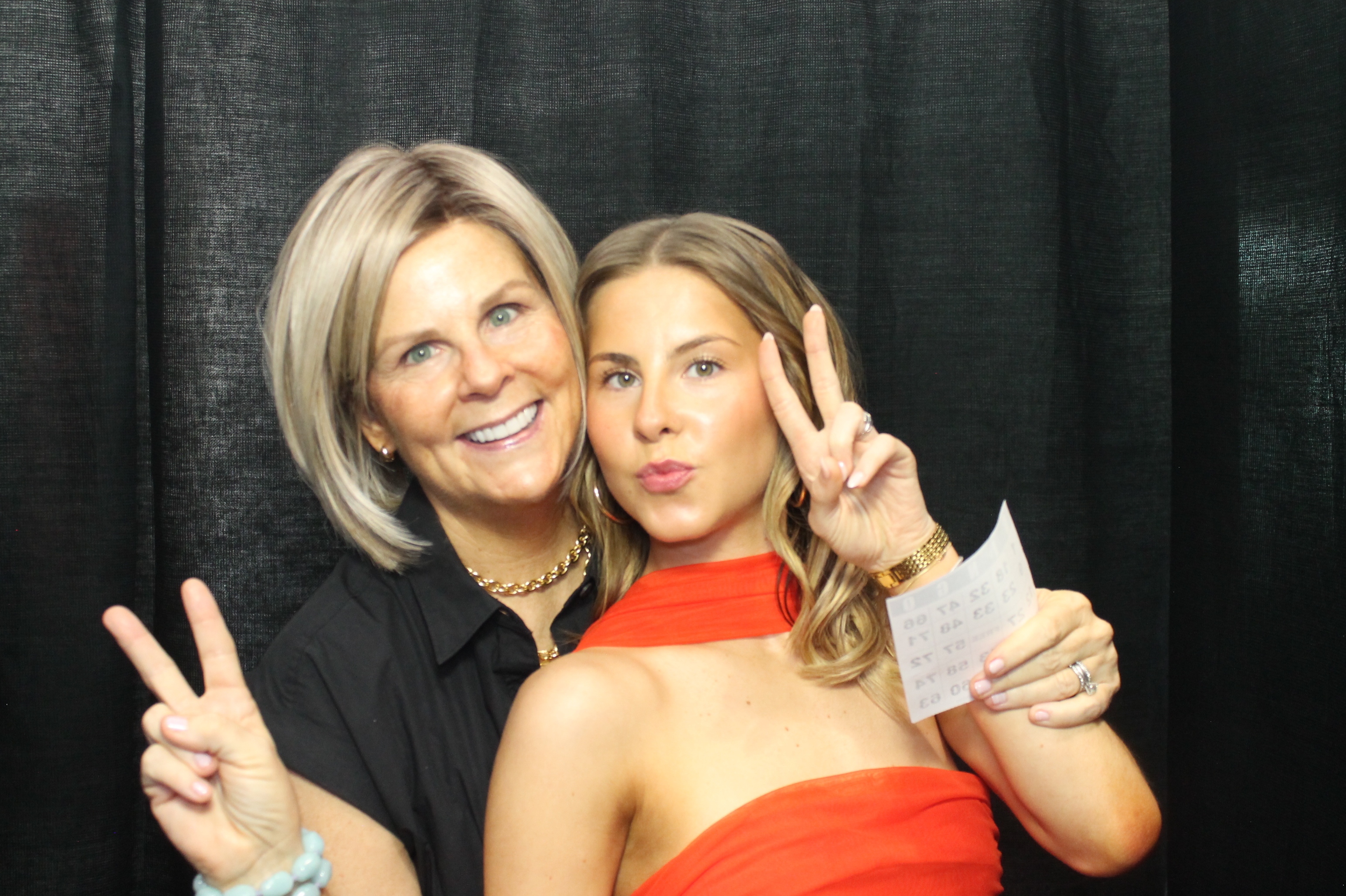 Alpha Phi Red Dress Gala | View more photos from the event at gallery.photoboothcincy.com/u/PhotoBoothCincy/Alpha-Phi-Red-Dress-Gala